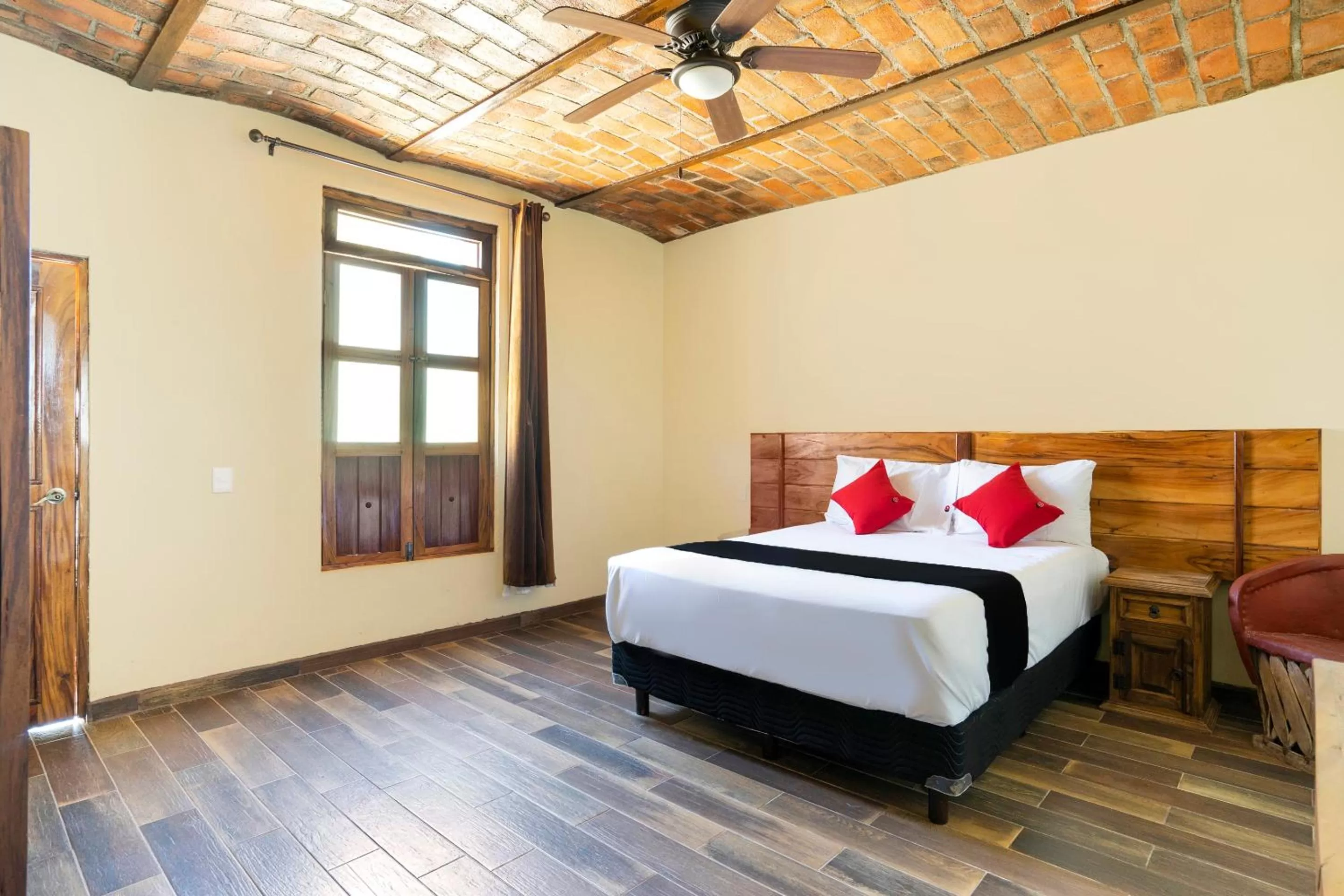 Bedroom in Capital O Hotel Posada Terraza, Tequila Jalisco