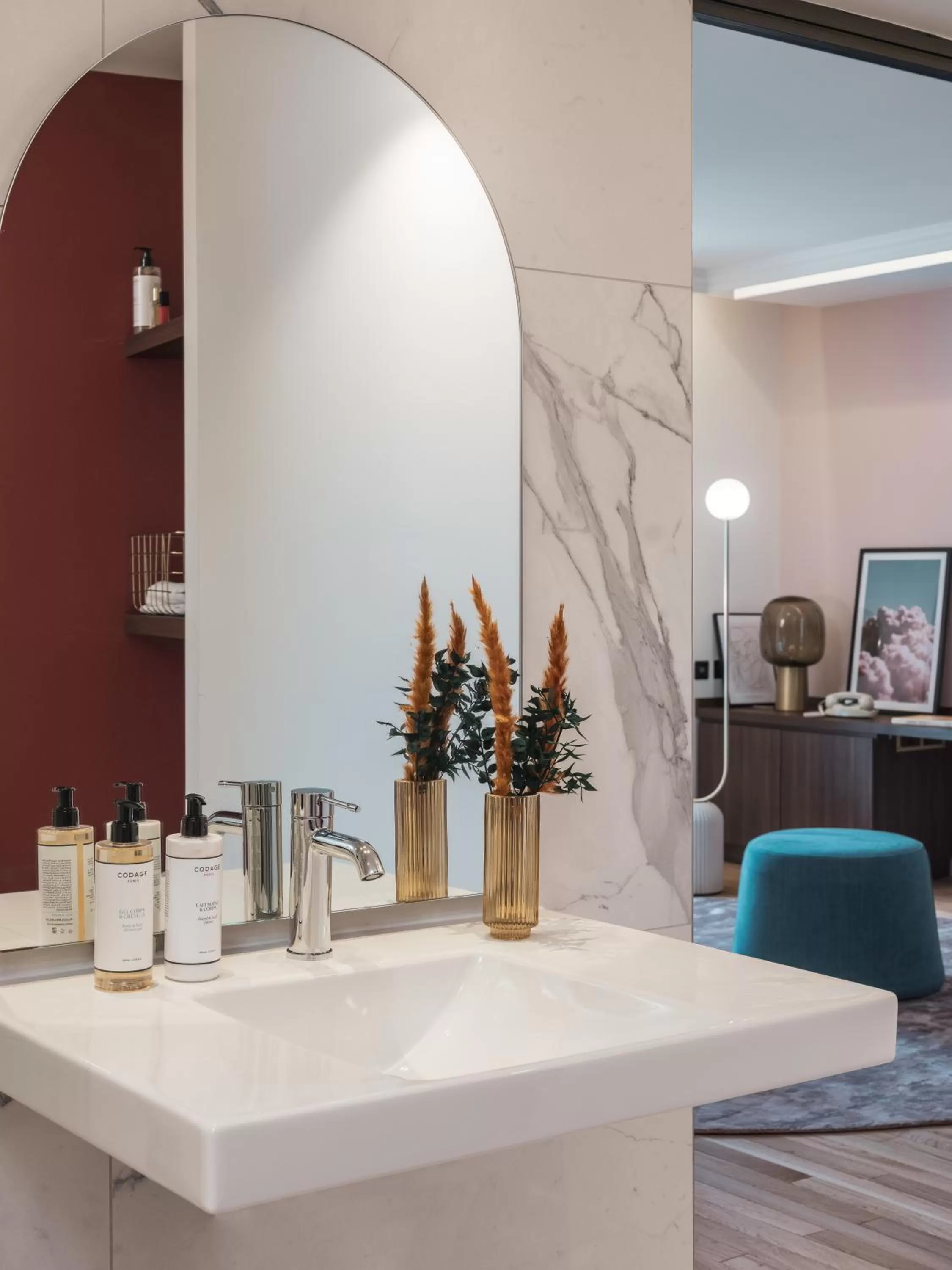 Bathroom in Seven Hotel Paris