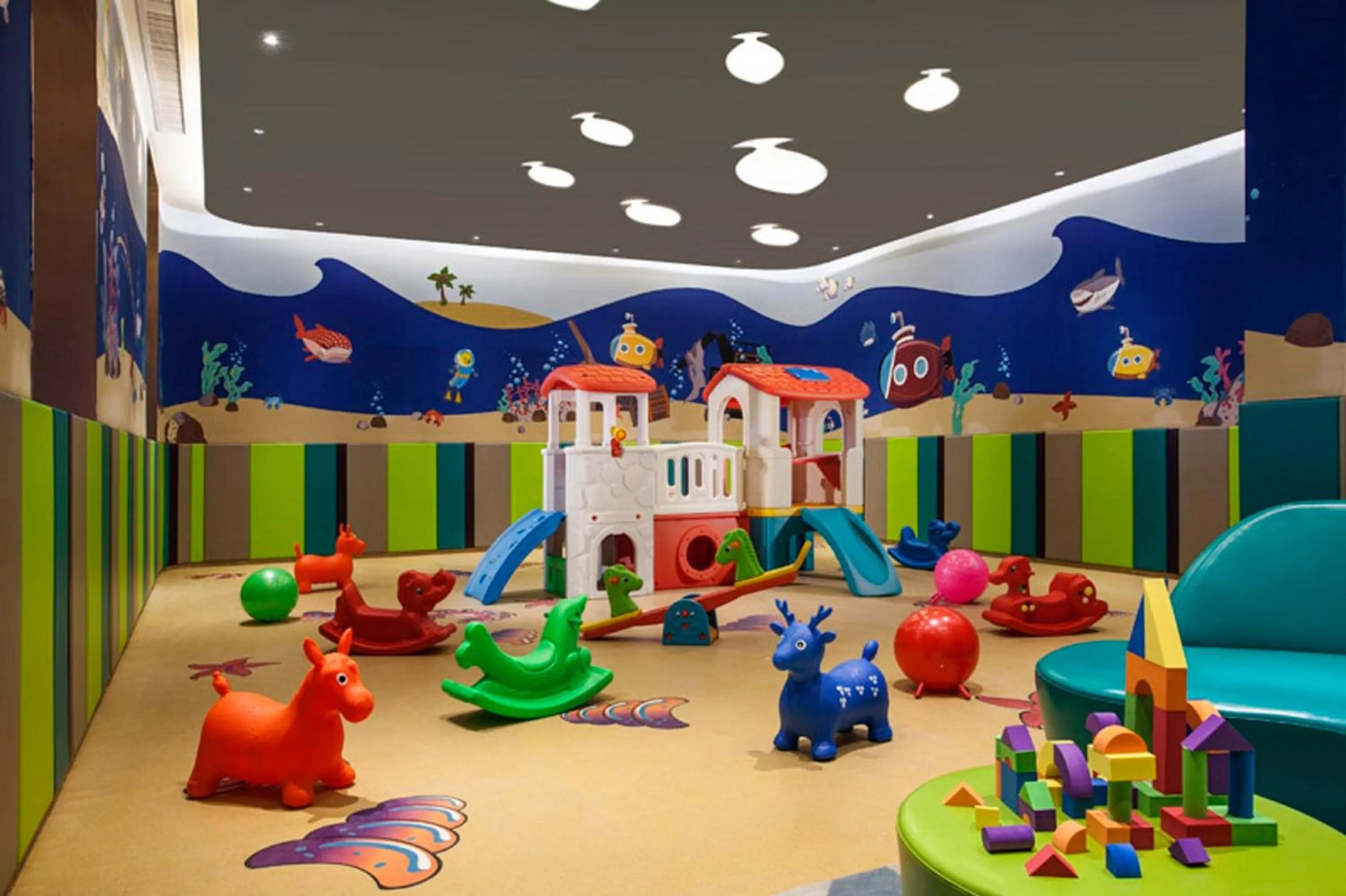 Game Room in Somerset Wusheng Wuhan