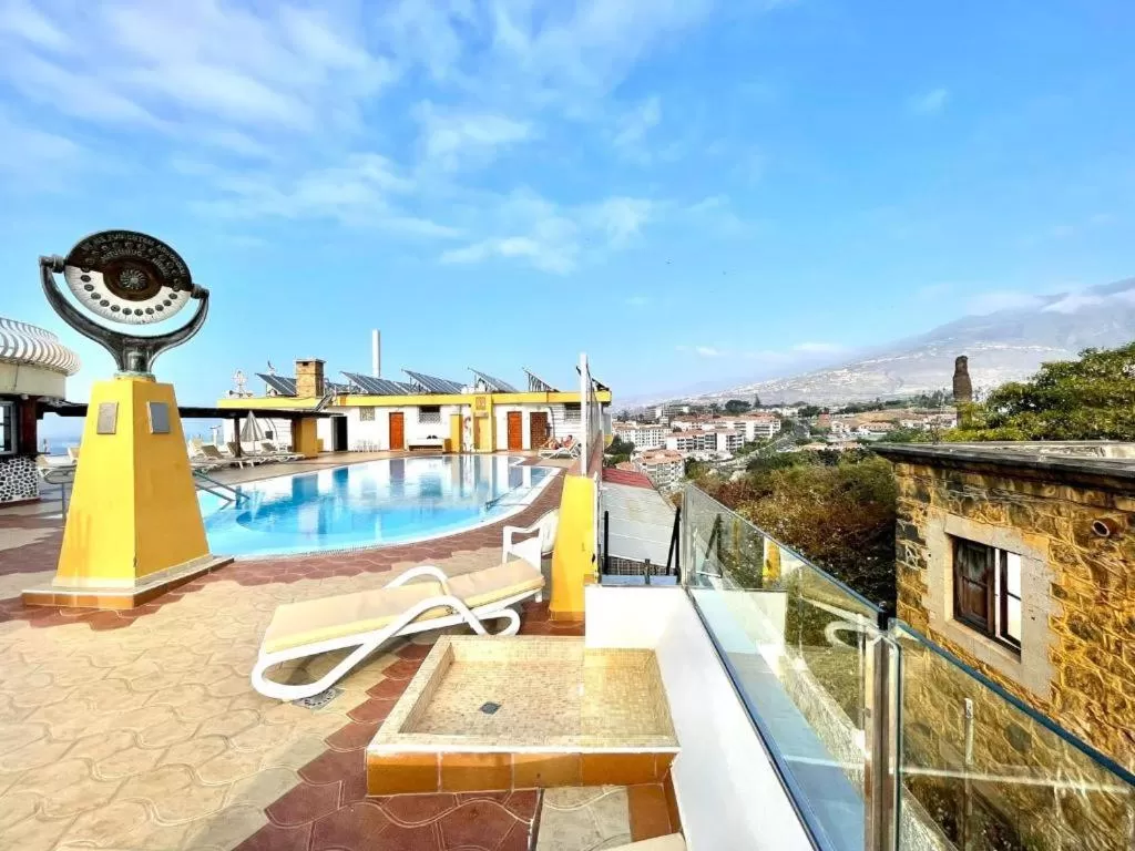 Pool view in Hotel Casa del Sol