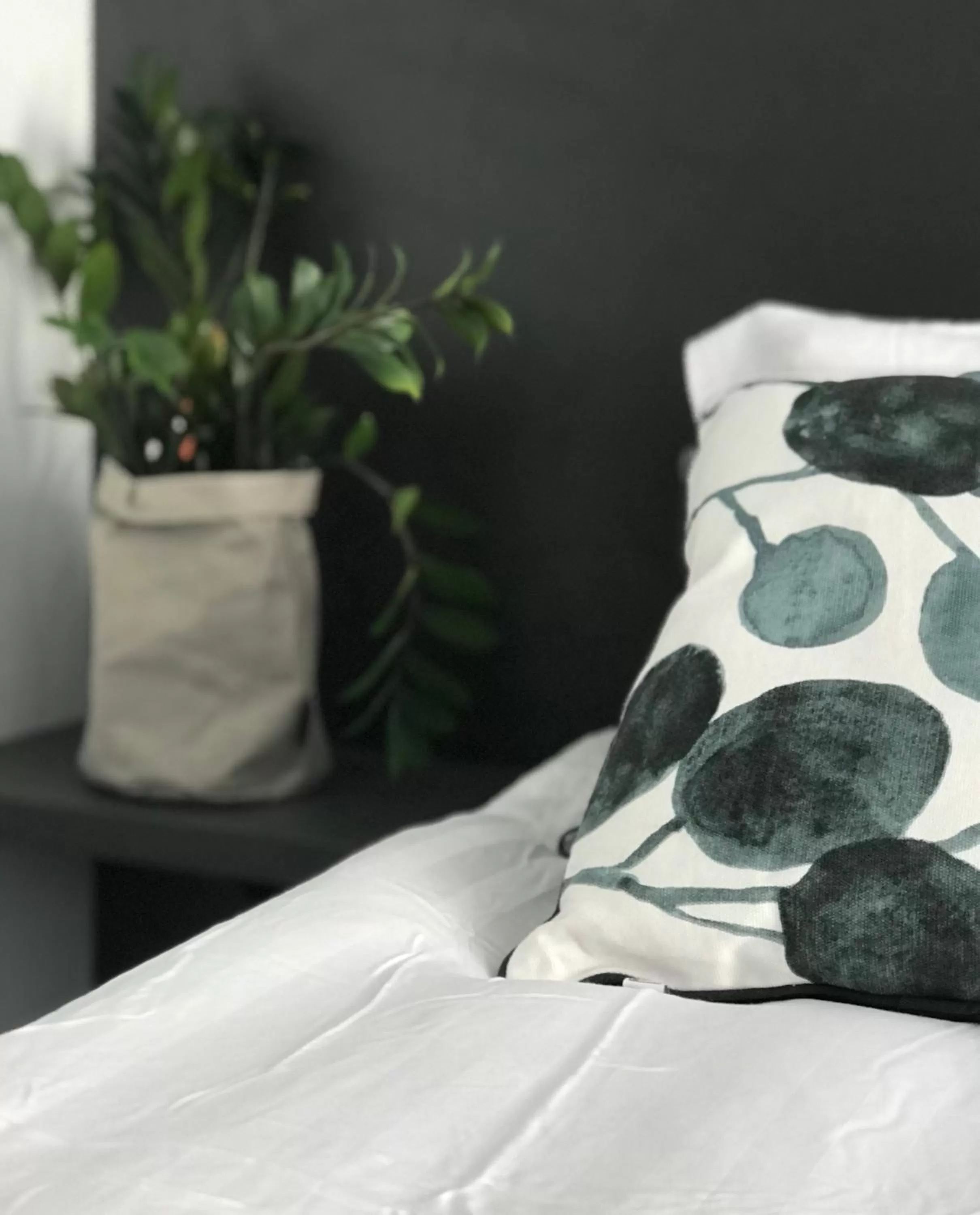 Decorative detail, Bed in The View