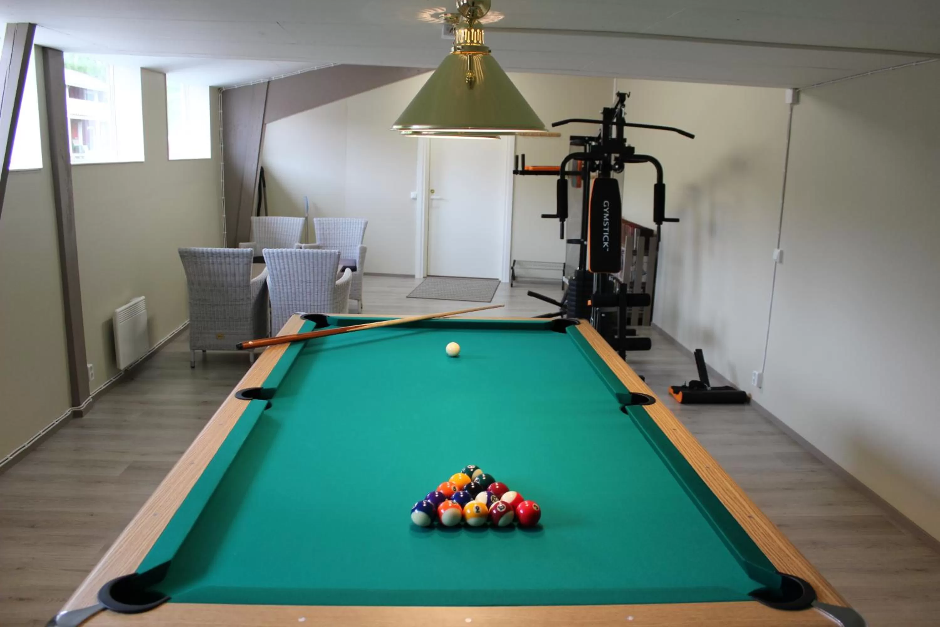 Billiard in B&B Lomamokkila