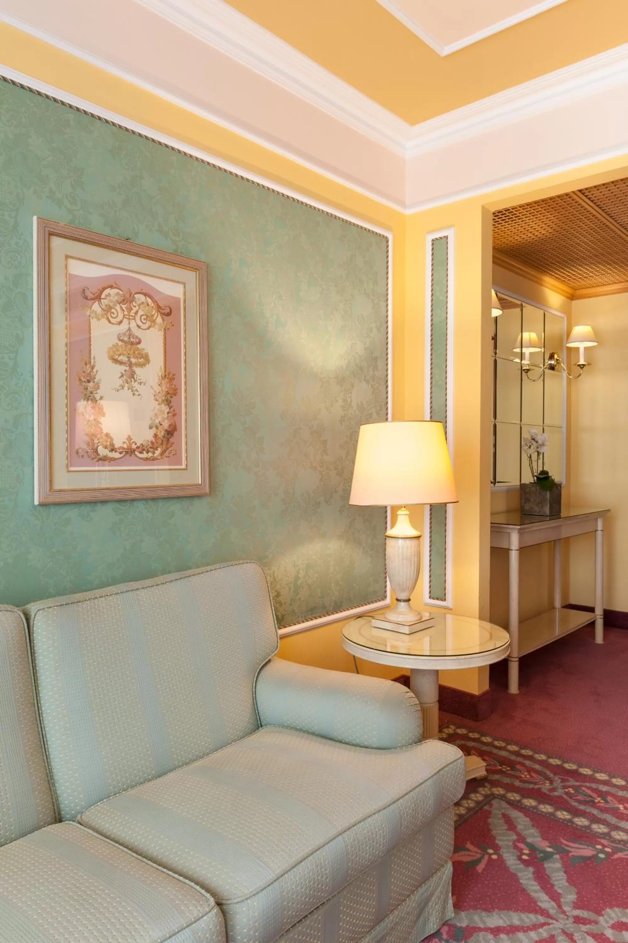 Seating area in Agora' Palace Hotel