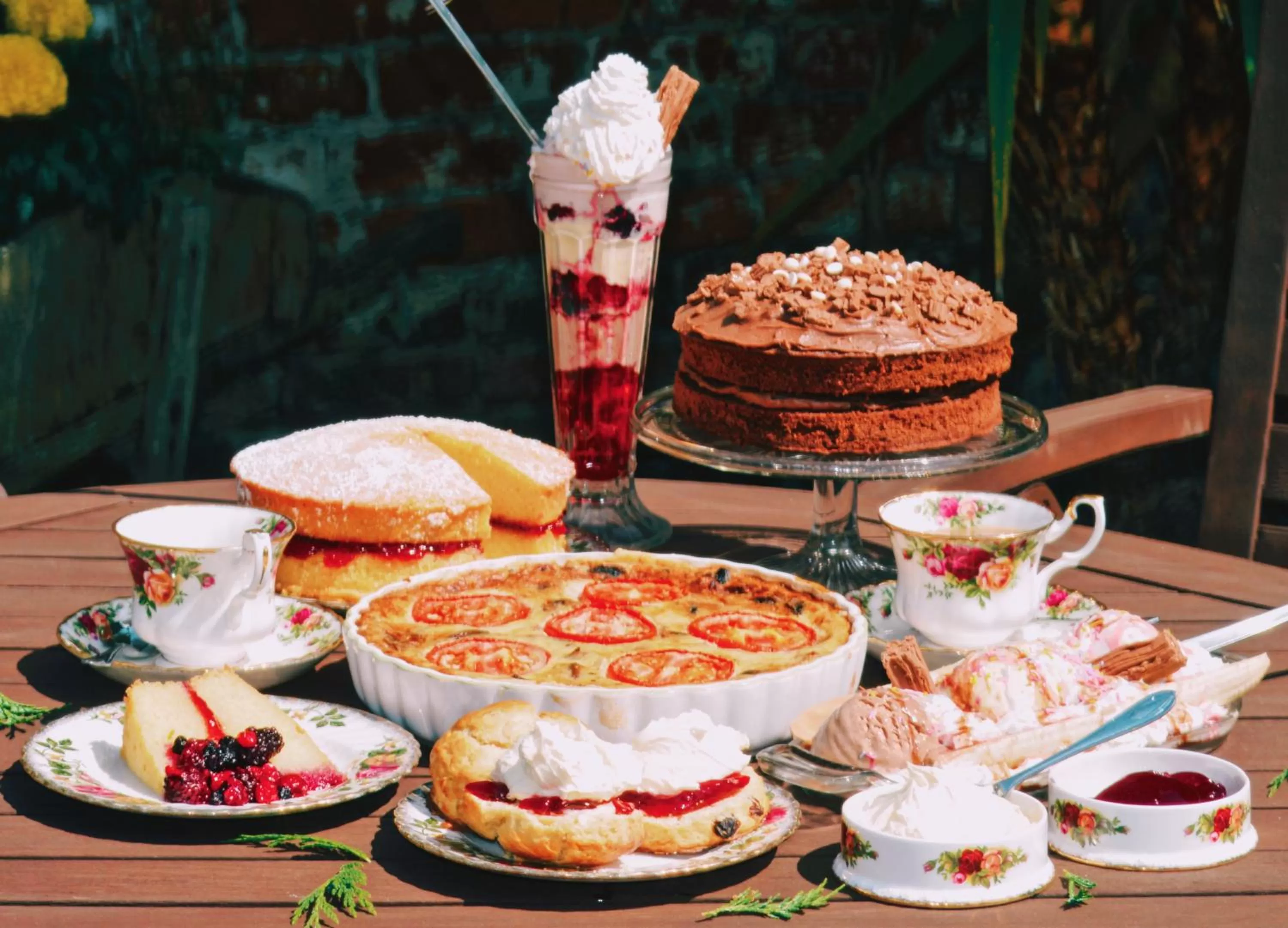 Restaurant/places to eat in The Darling Suites