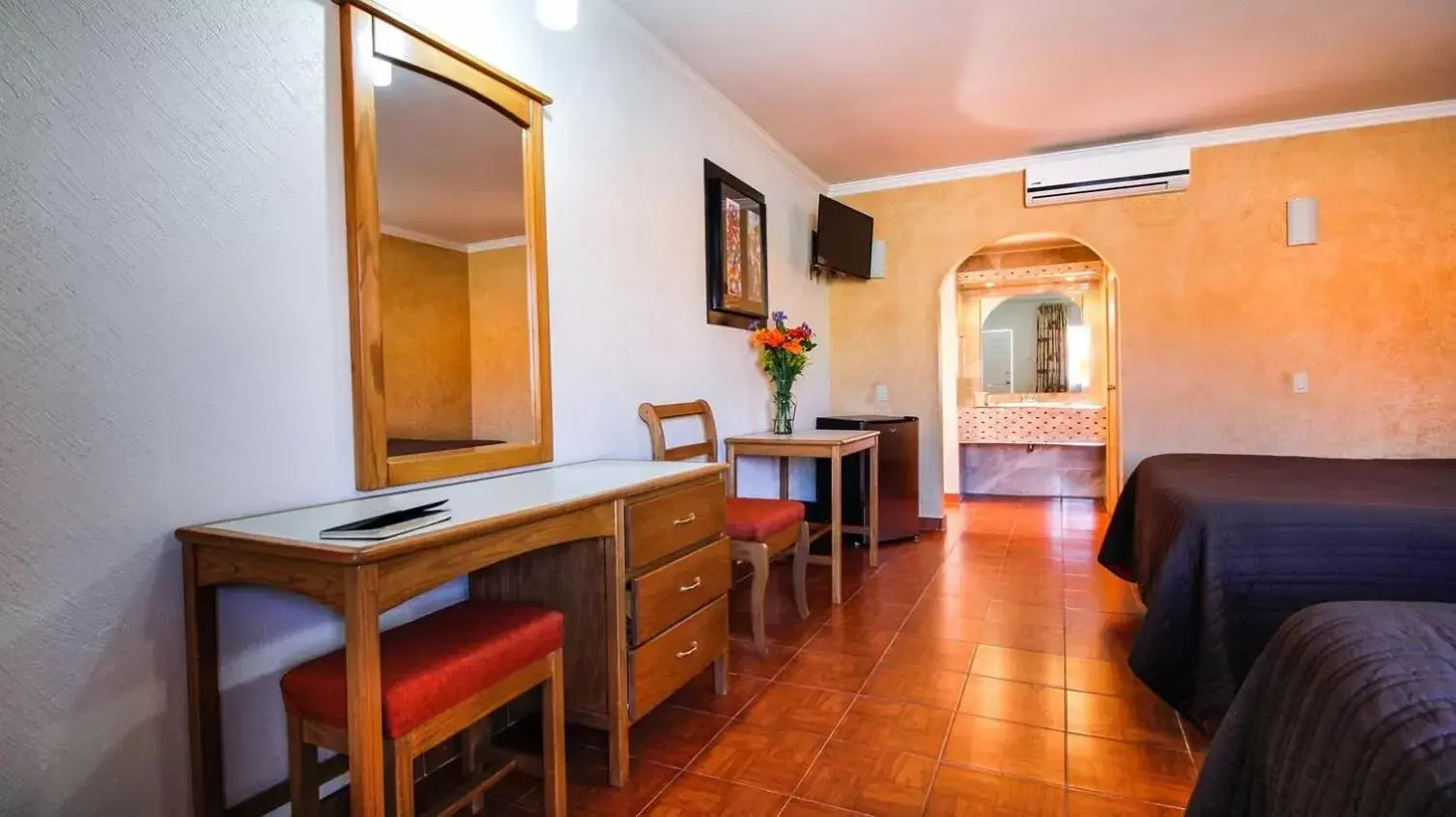 Single Room in HOTEL & SUITES MARROD Single Room in HOTEL & SUITES MARROD