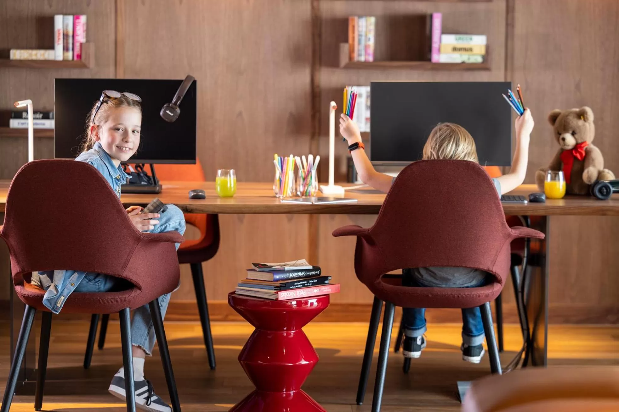 Lobby or reception in L-Avenue