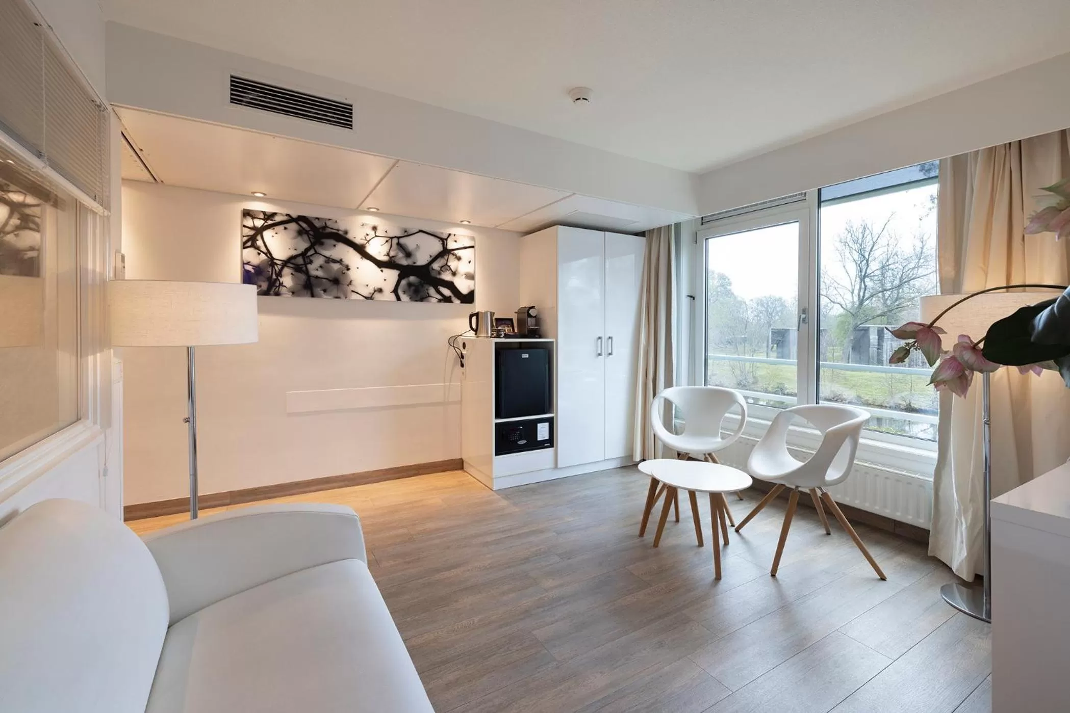 Seating area in Hotel Mitland