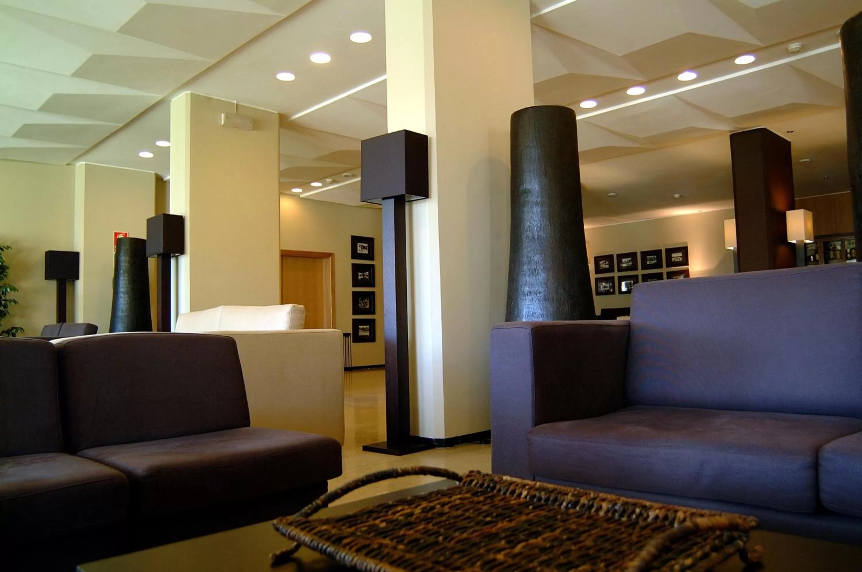 Lobby or reception in Carcavelos Beach Hotel