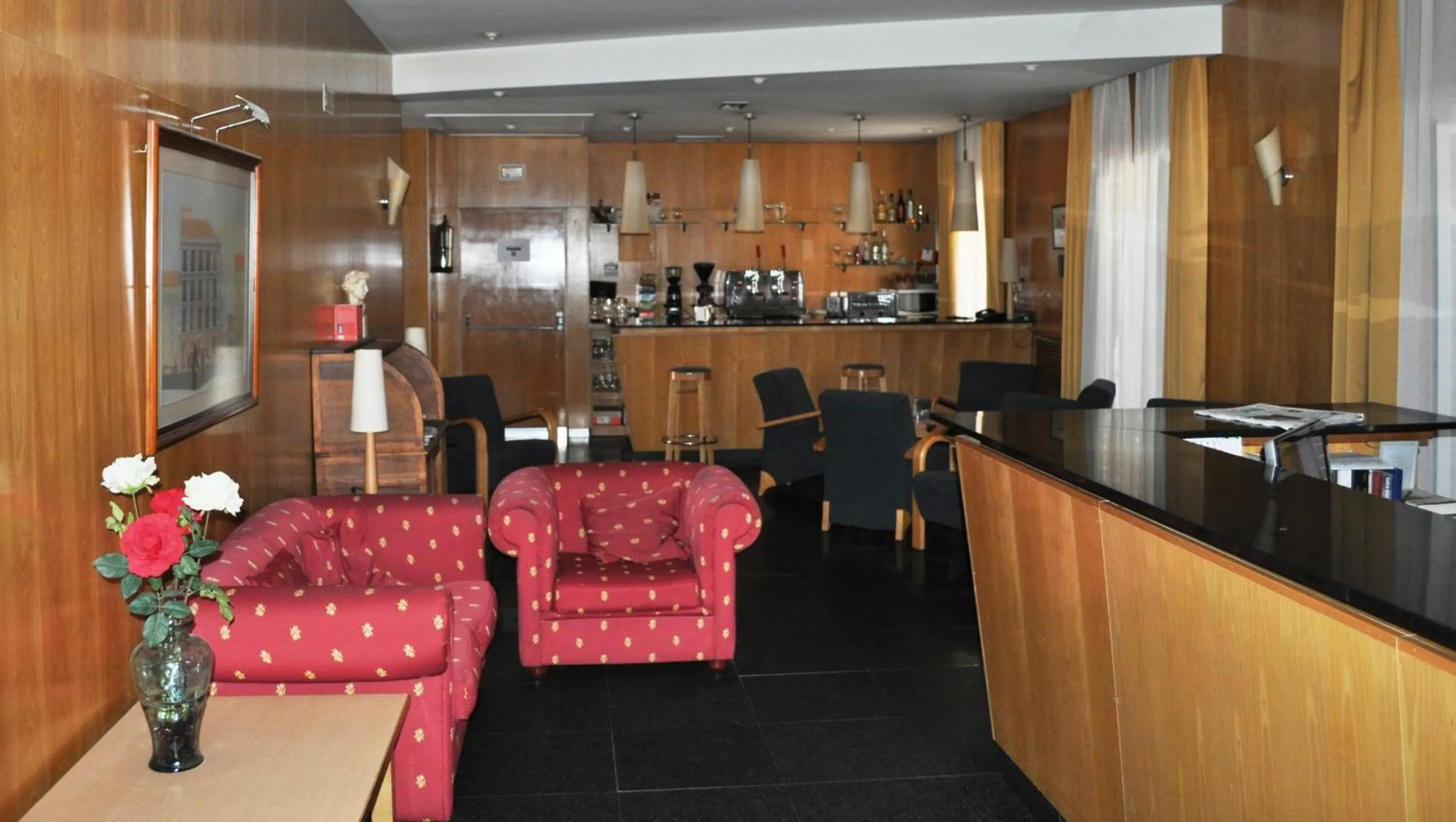 Lobby or reception in Hotel España