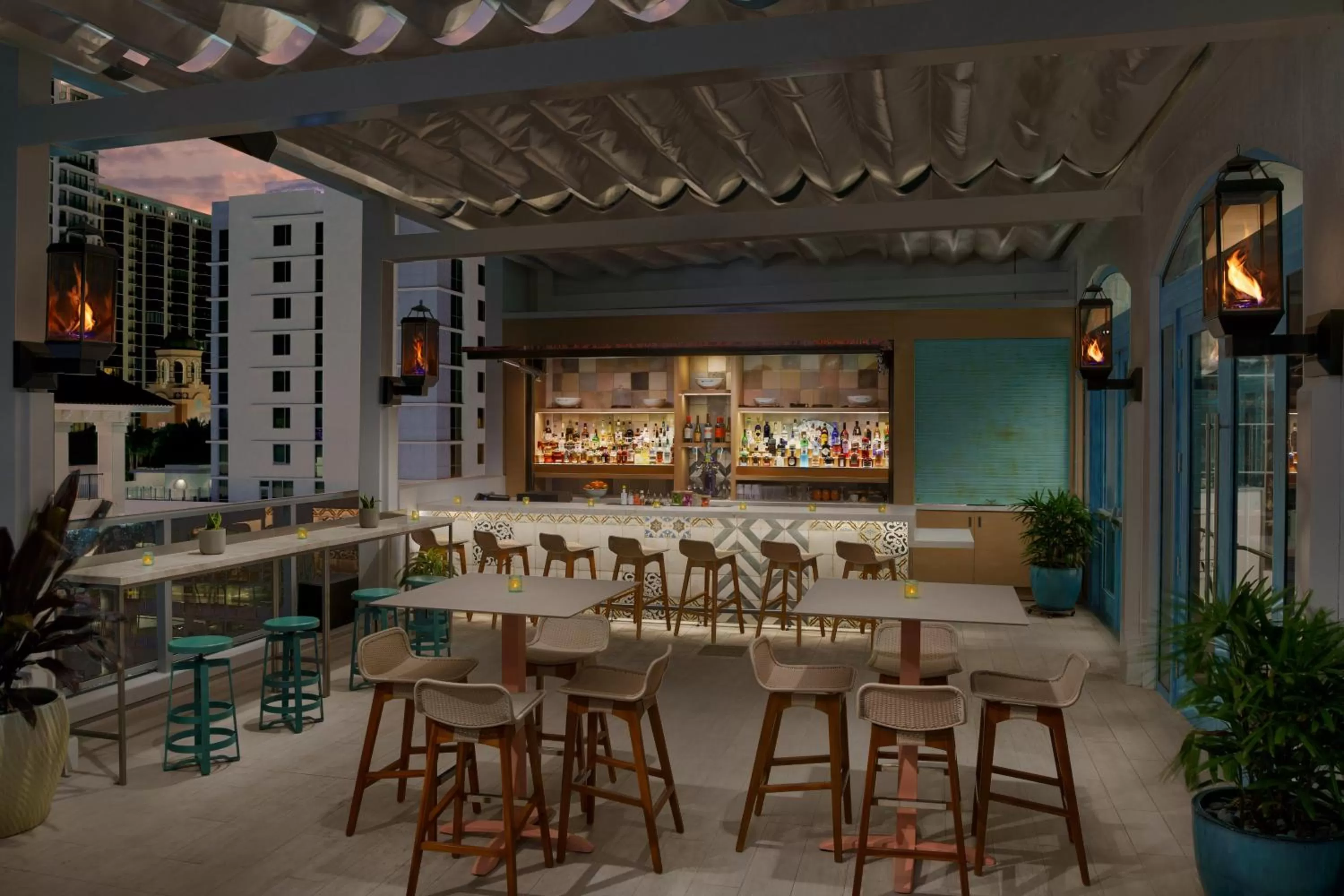 Restaurant/places to eat in AC Hotel St Petersburg Downtown