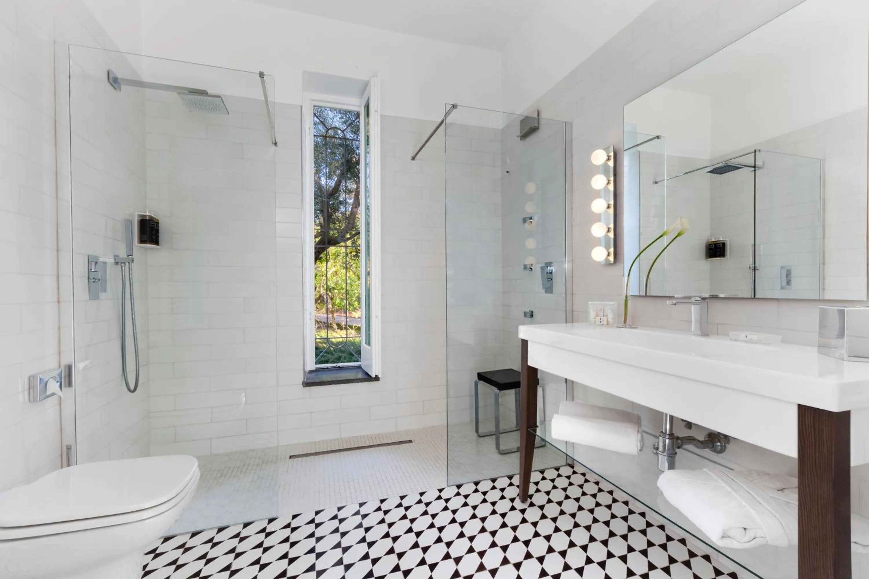 Bathroom in Villa Oriana Relais