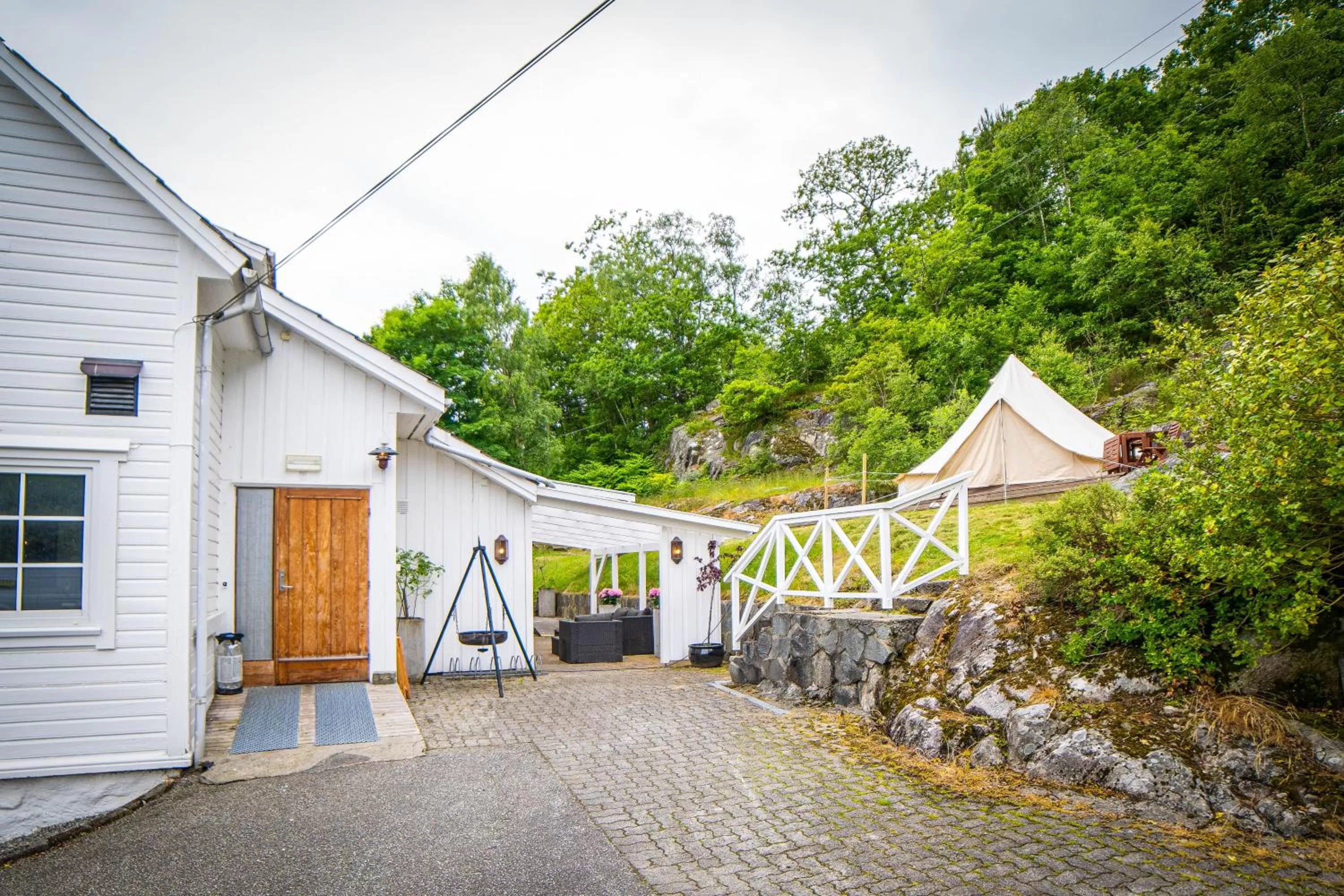 Property building in Lilland Brewery Hotel