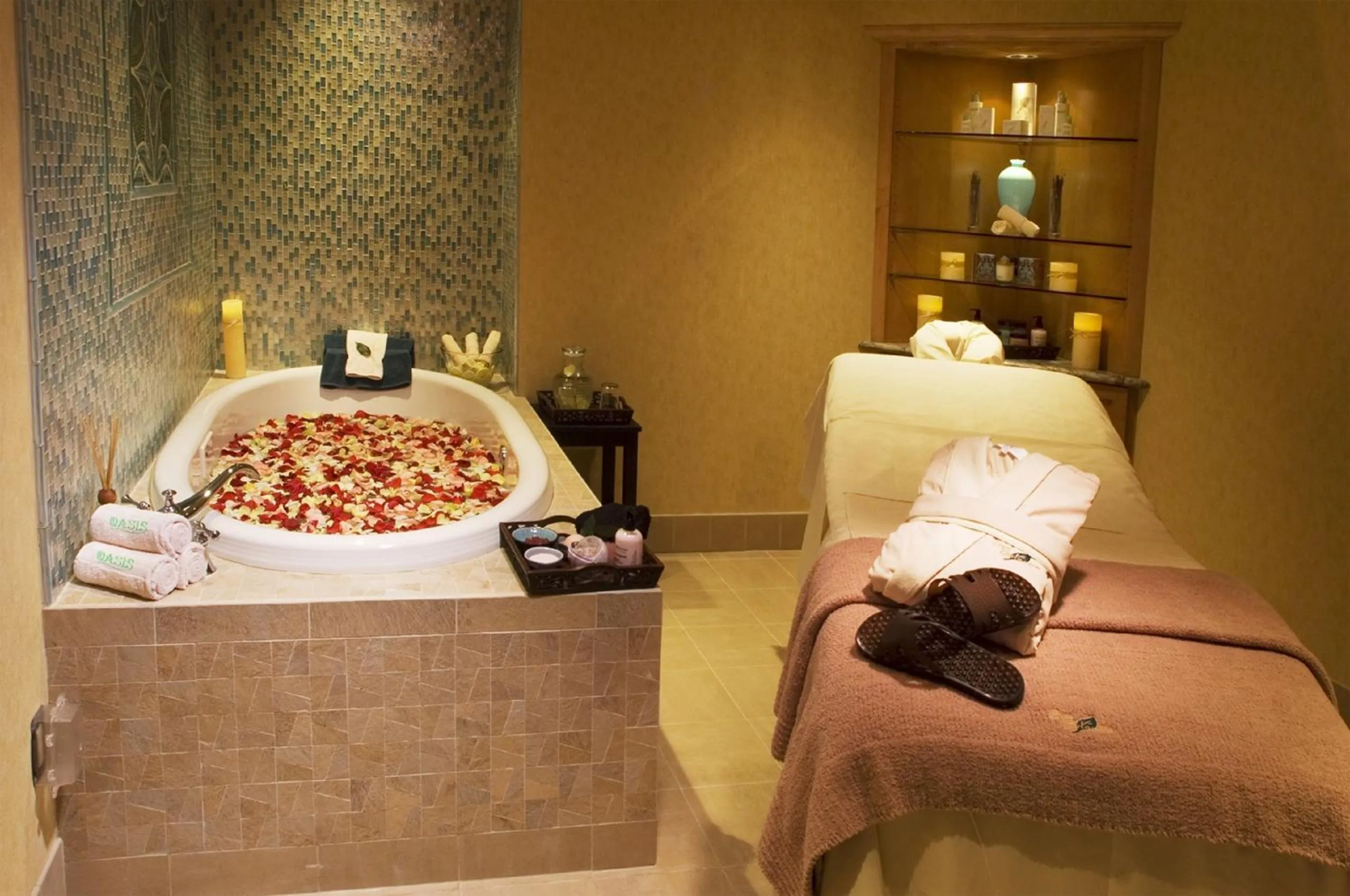 Spa and wellness centre/facilities in Ramana Saigon Hotel