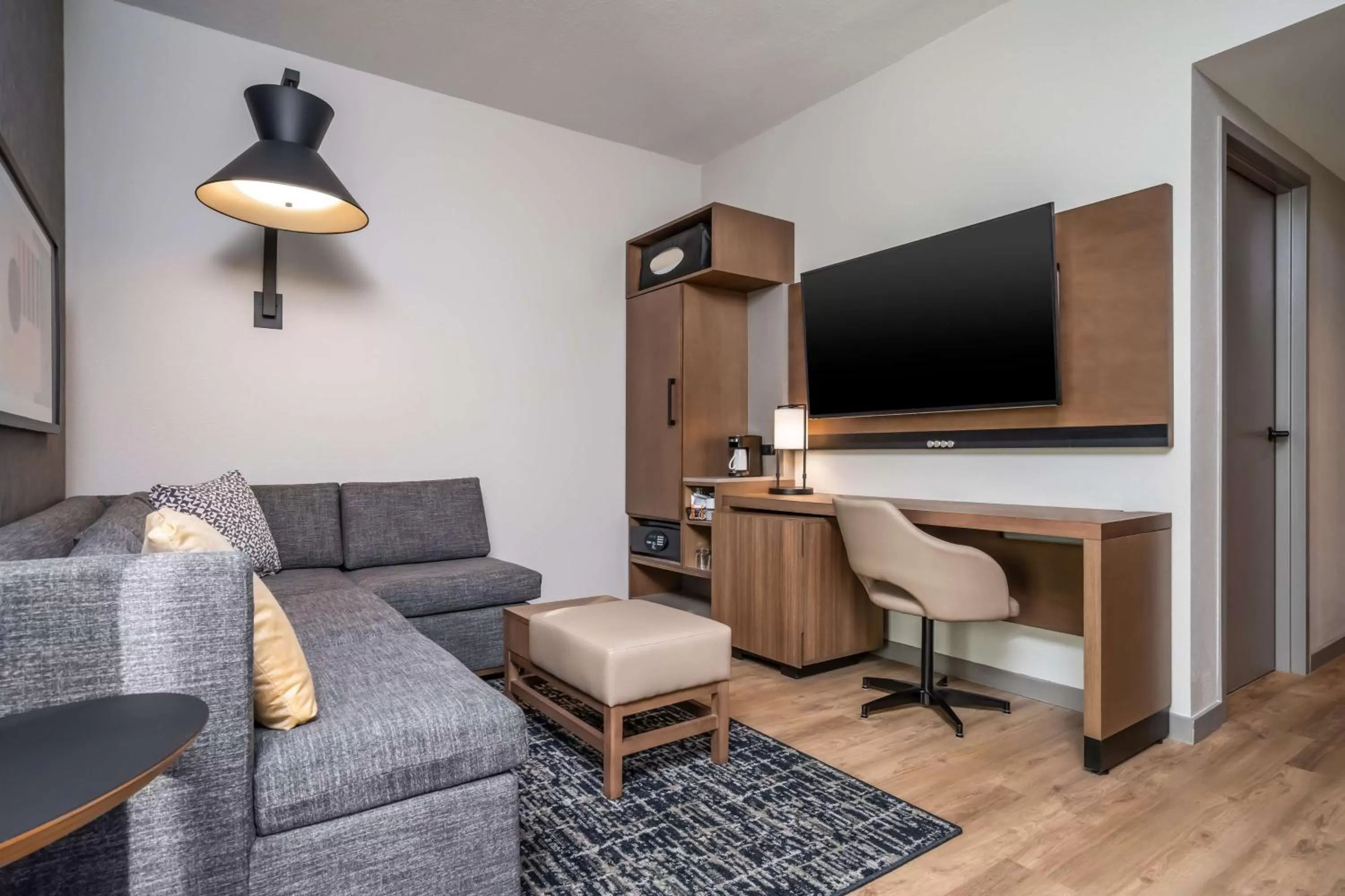 Bedroom in Hyatt Place Gainesville Downtown