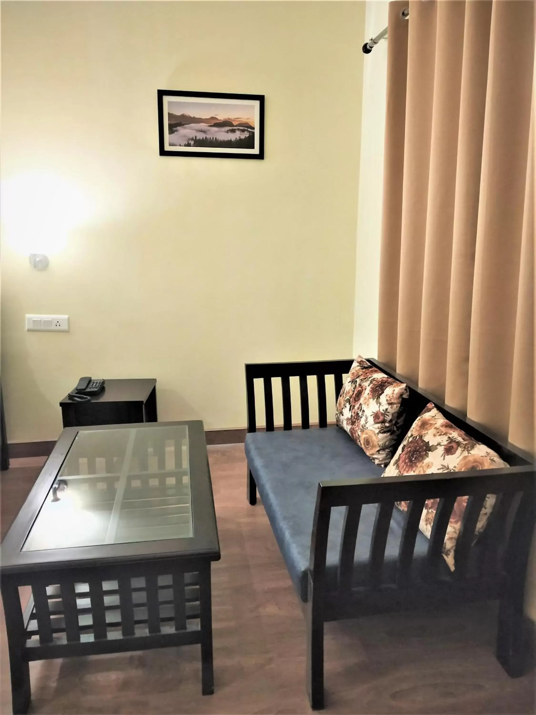 Deluxe Triple Room - single occupancy in Hotel Vista Bhowali, Nainital - Vegetarian Deluxe Triple Room - single occupancy in Hotel Vista Bhowali, Nainital - Vegetarian