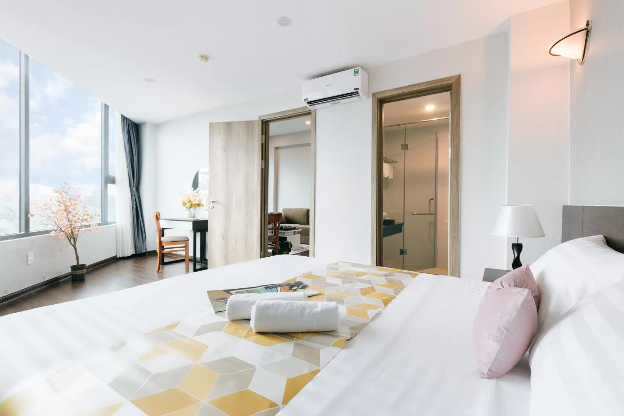 Bedroom, Bed in Ivy Hotel & Apartment