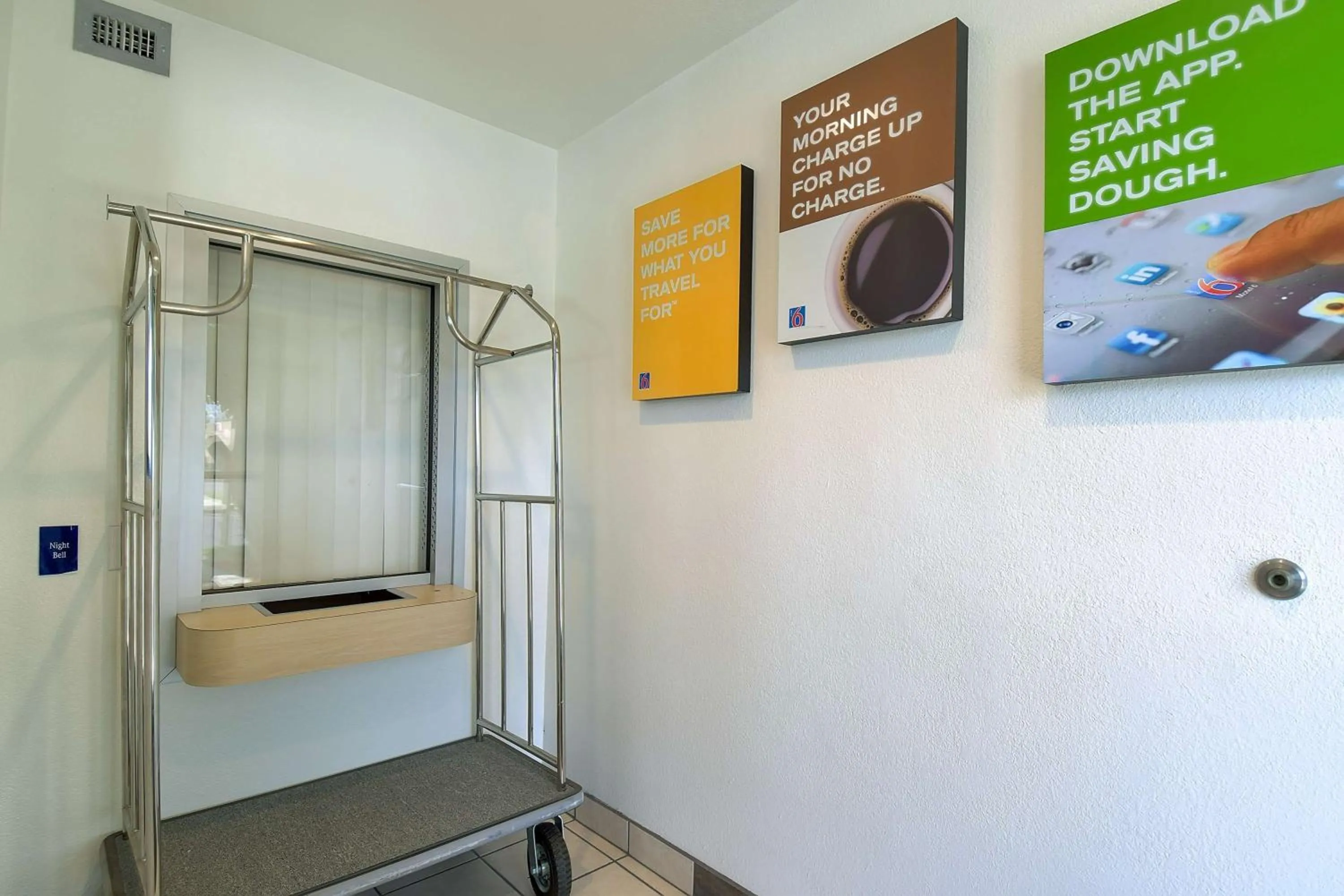 Lobby or reception in Motel 6-Corona, CA