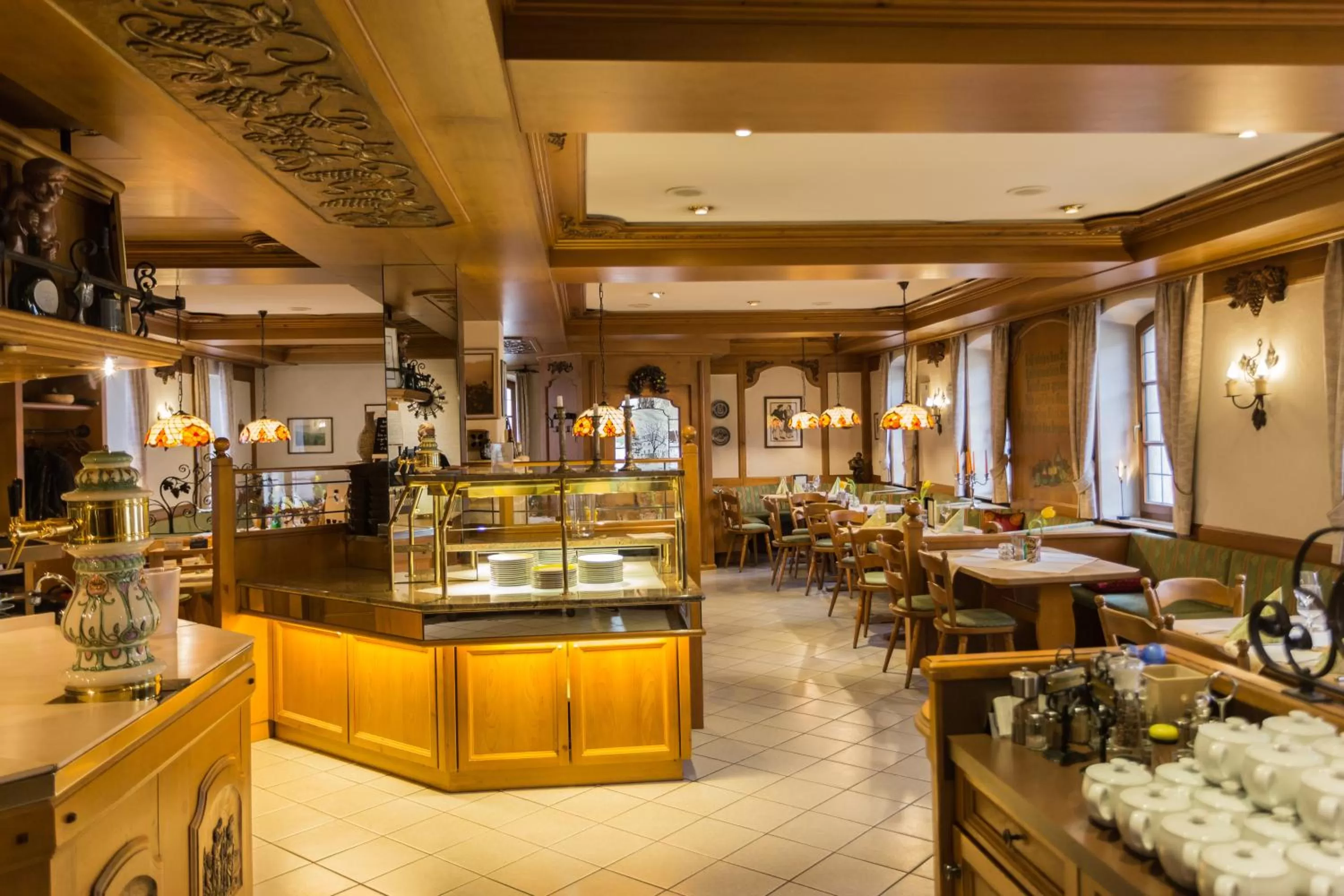 Restaurant/places to eat in Hotel Löwen