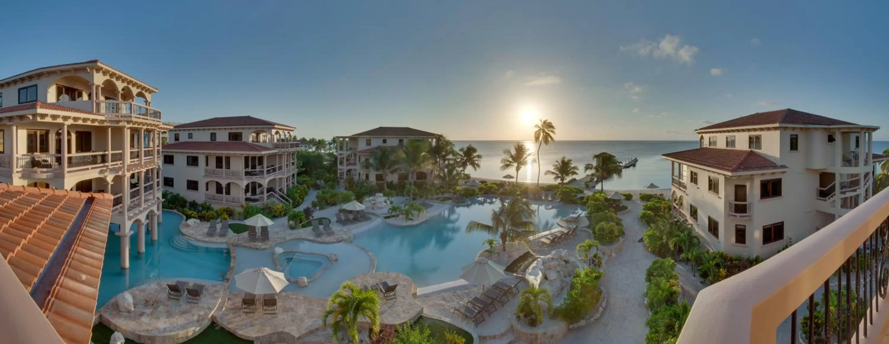 Pool view in Coco Beach Resort