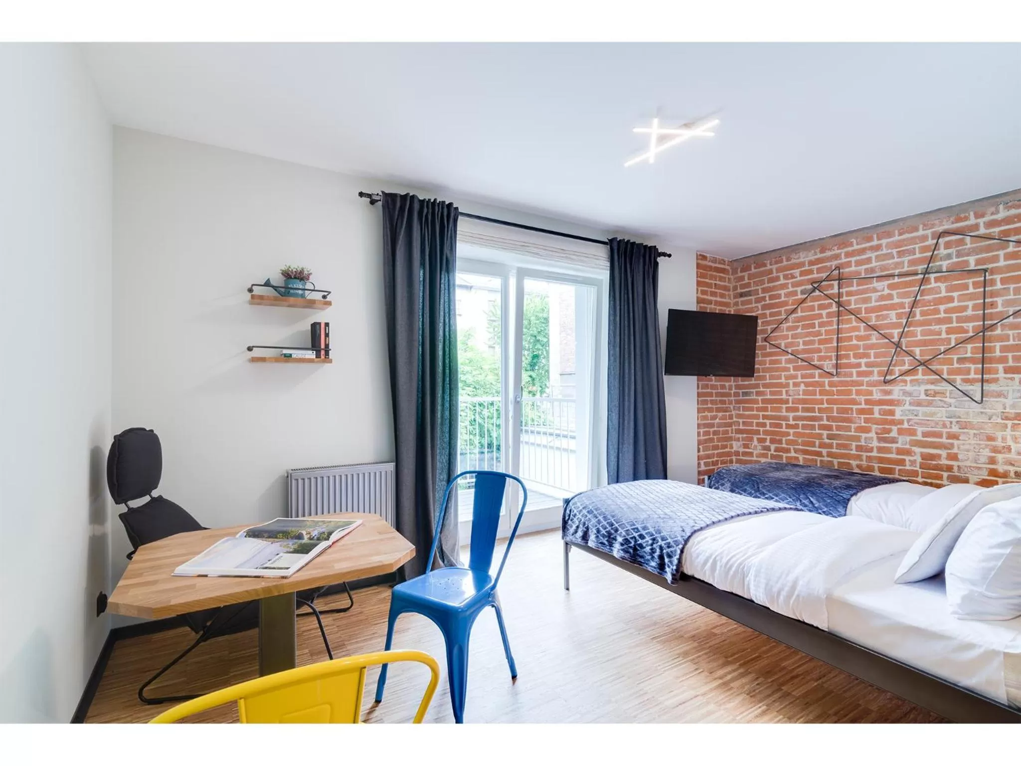 Photo of the whole room in Well Well Aparthotel