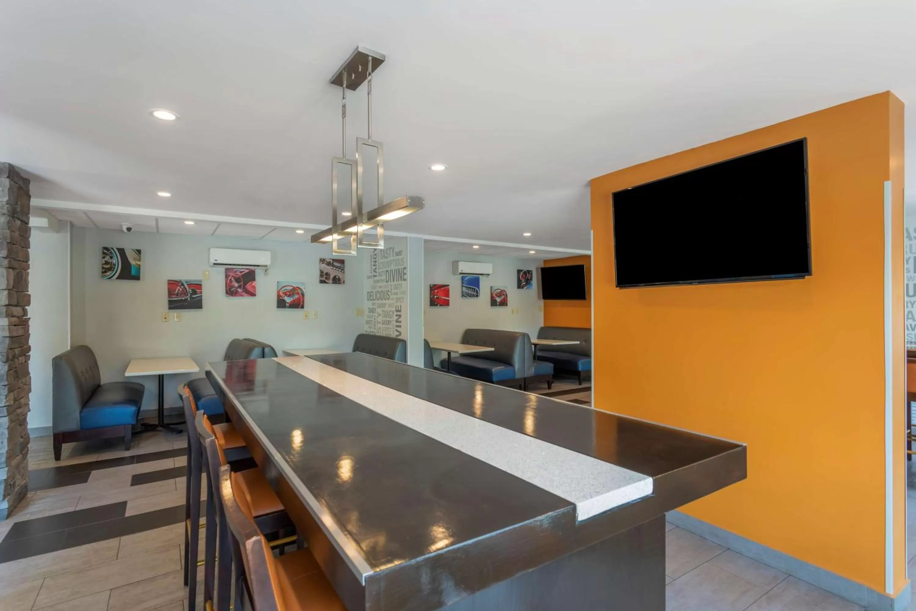 Breakfast in Best Western Plus Bowling Green