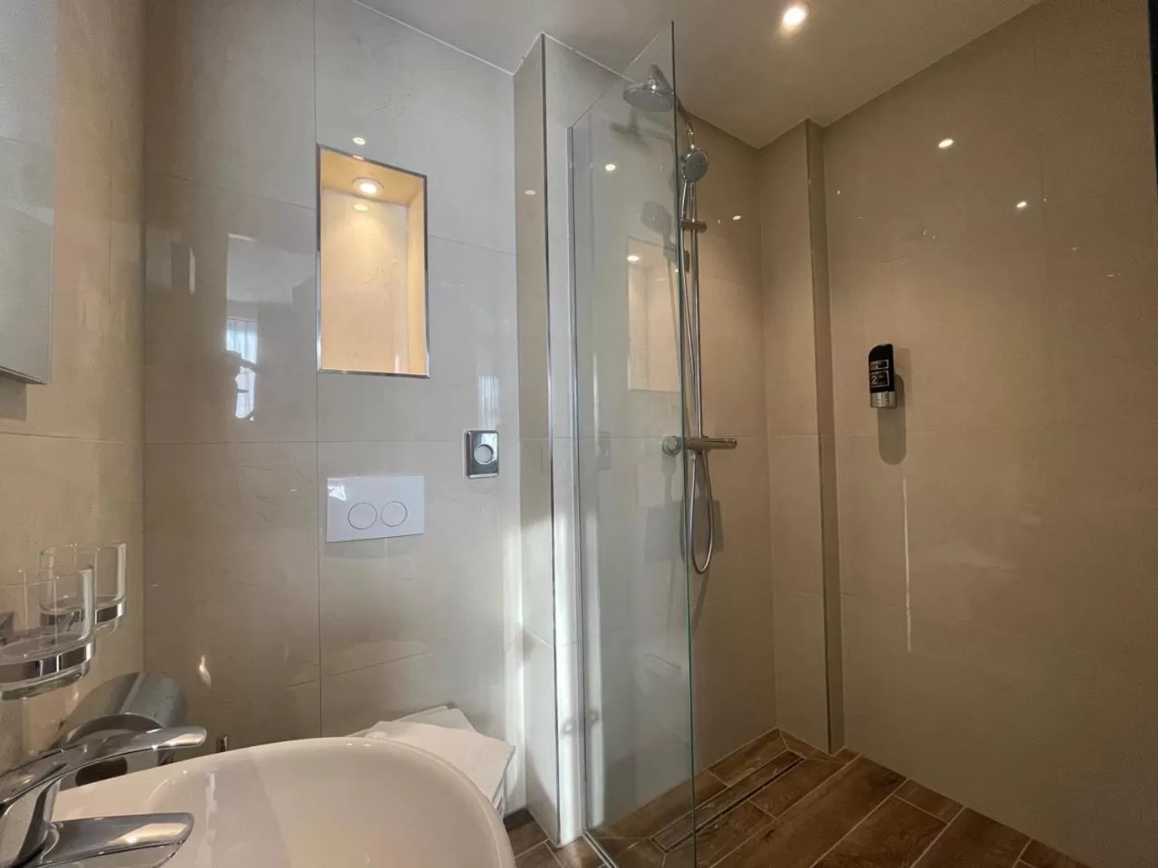 Bedroom in H3 Hotel Rotterdam City Center