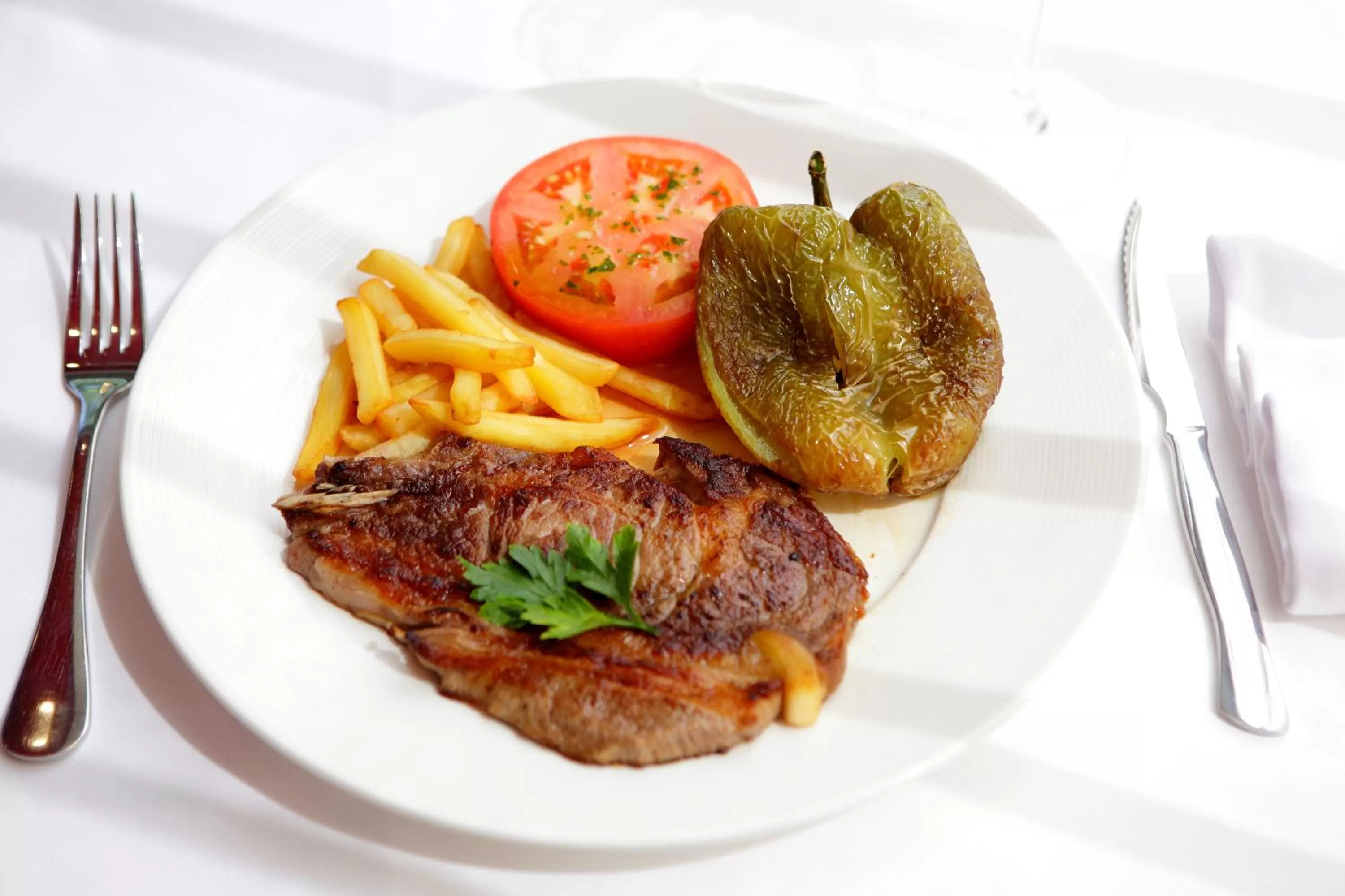 Food and drinks in Aparthotel Attica 21 Vallés