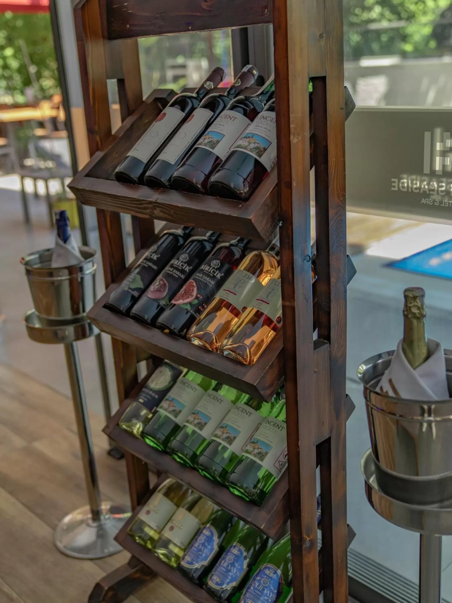 Alcoholic drinks in Laren Sea Side Hotel Spa