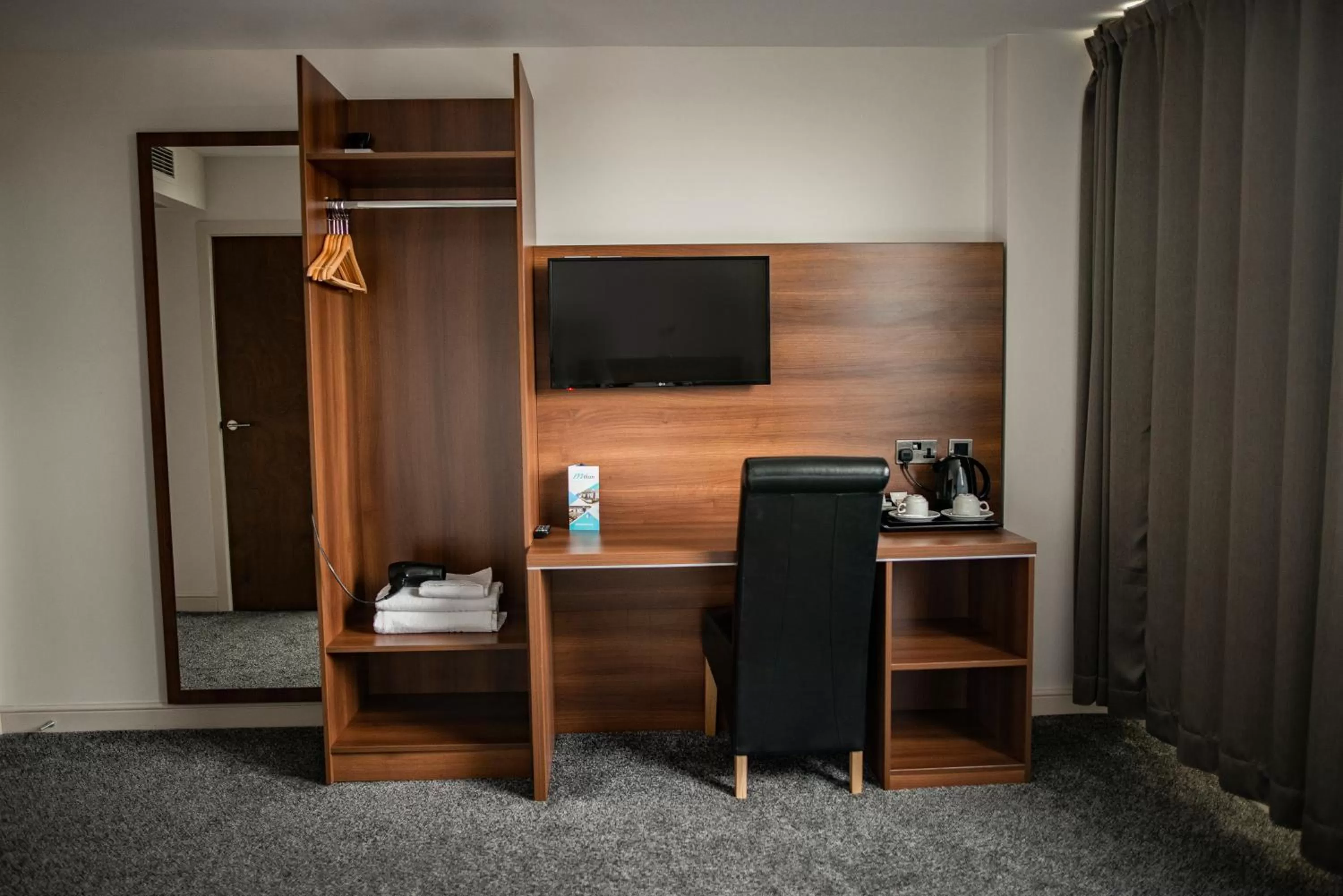 TV and multimedia in OX Hotel Manchester