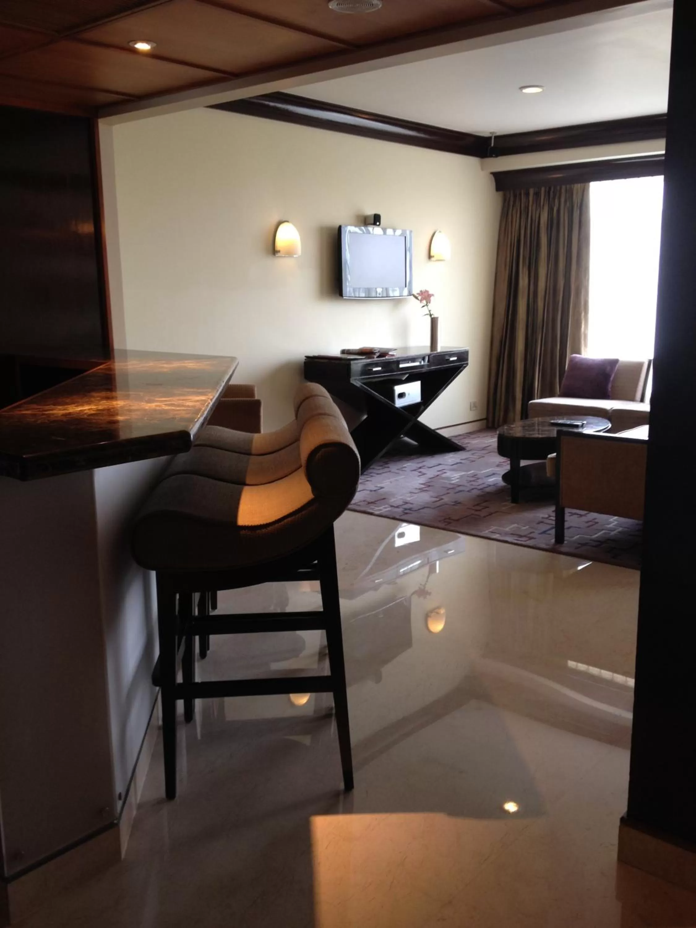 TV and multimedia, Bed in Blue Diamond Pune IHCL SeleQtions