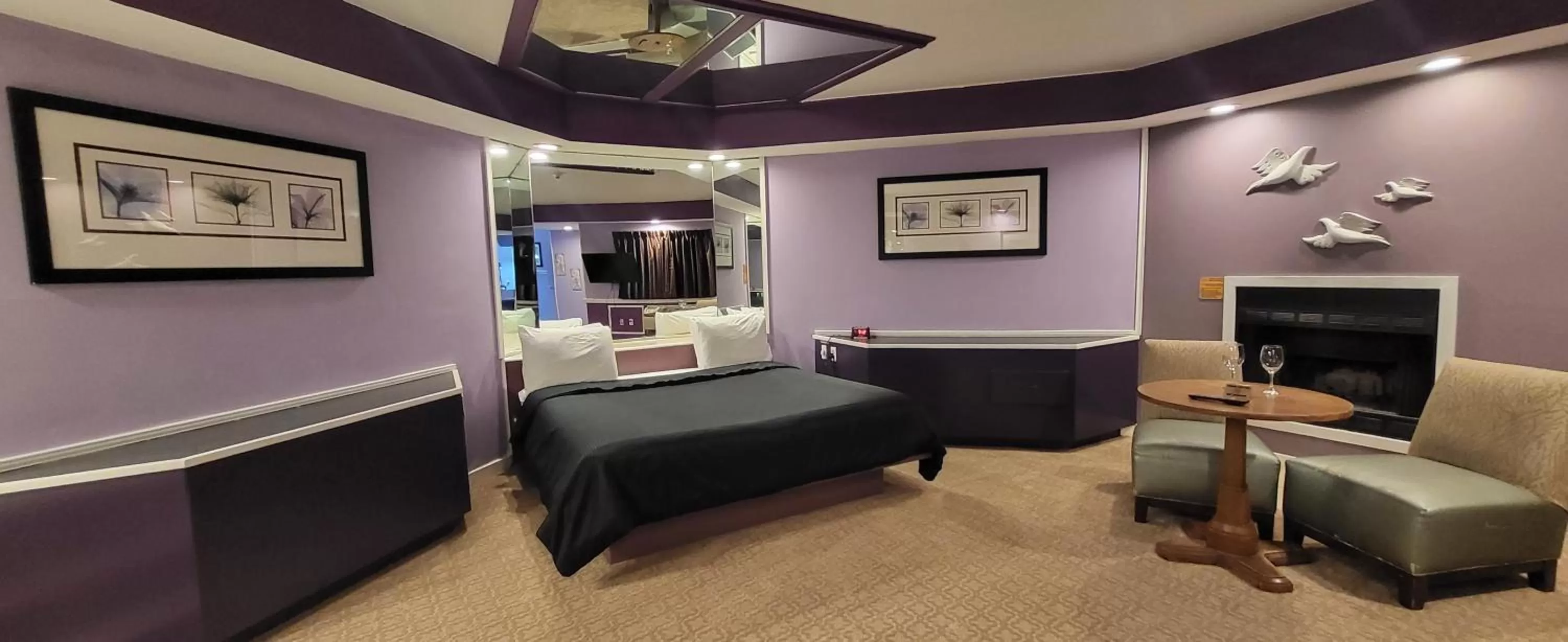 Bedroom, Bed in Inn of the Dove - Romantic Luxury Suites with Jacuzzi & Seasonal Fireplace at Harrisburg-Hershey-Philadelphia, PA