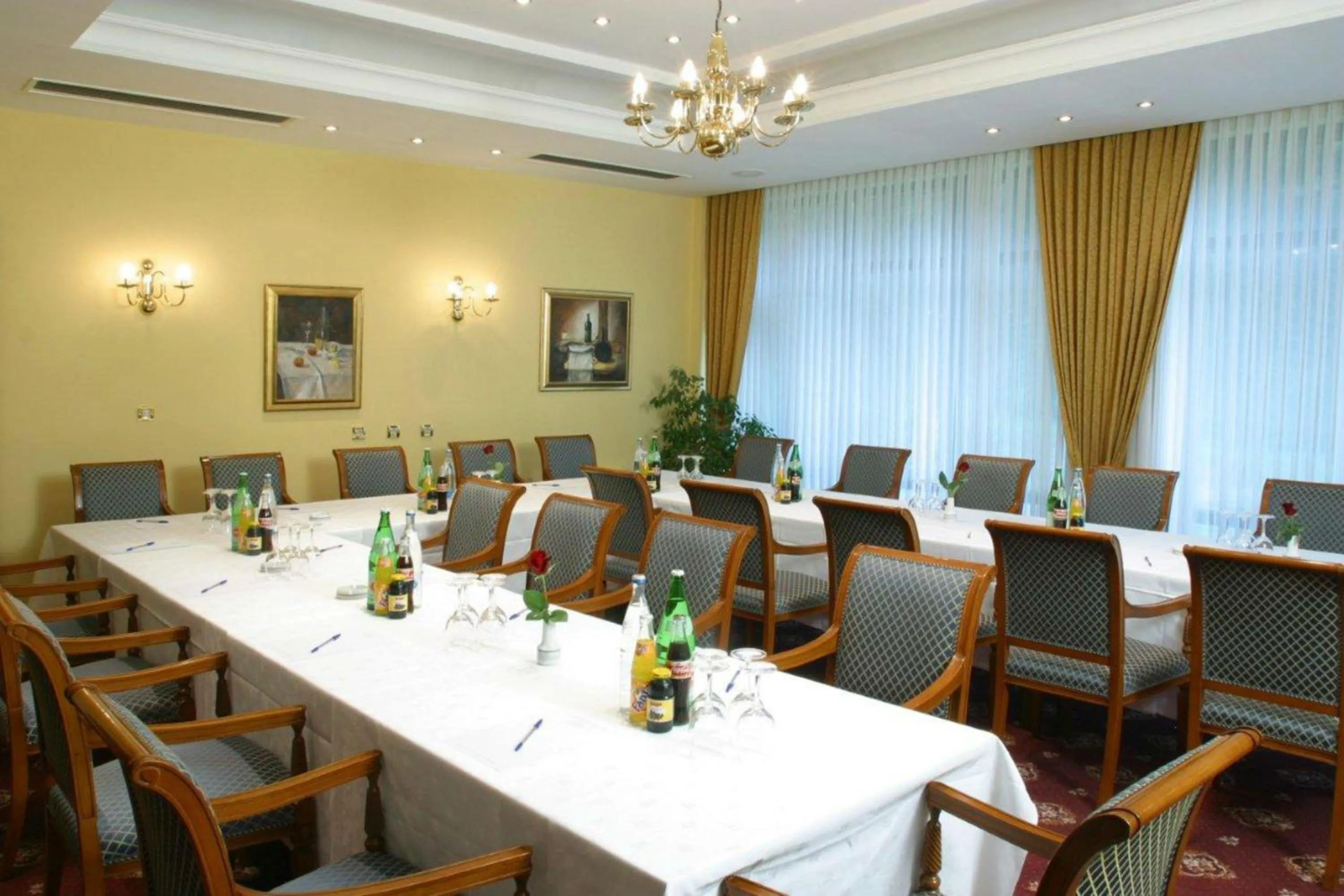 Banquet/Function facilities in Hotel AS