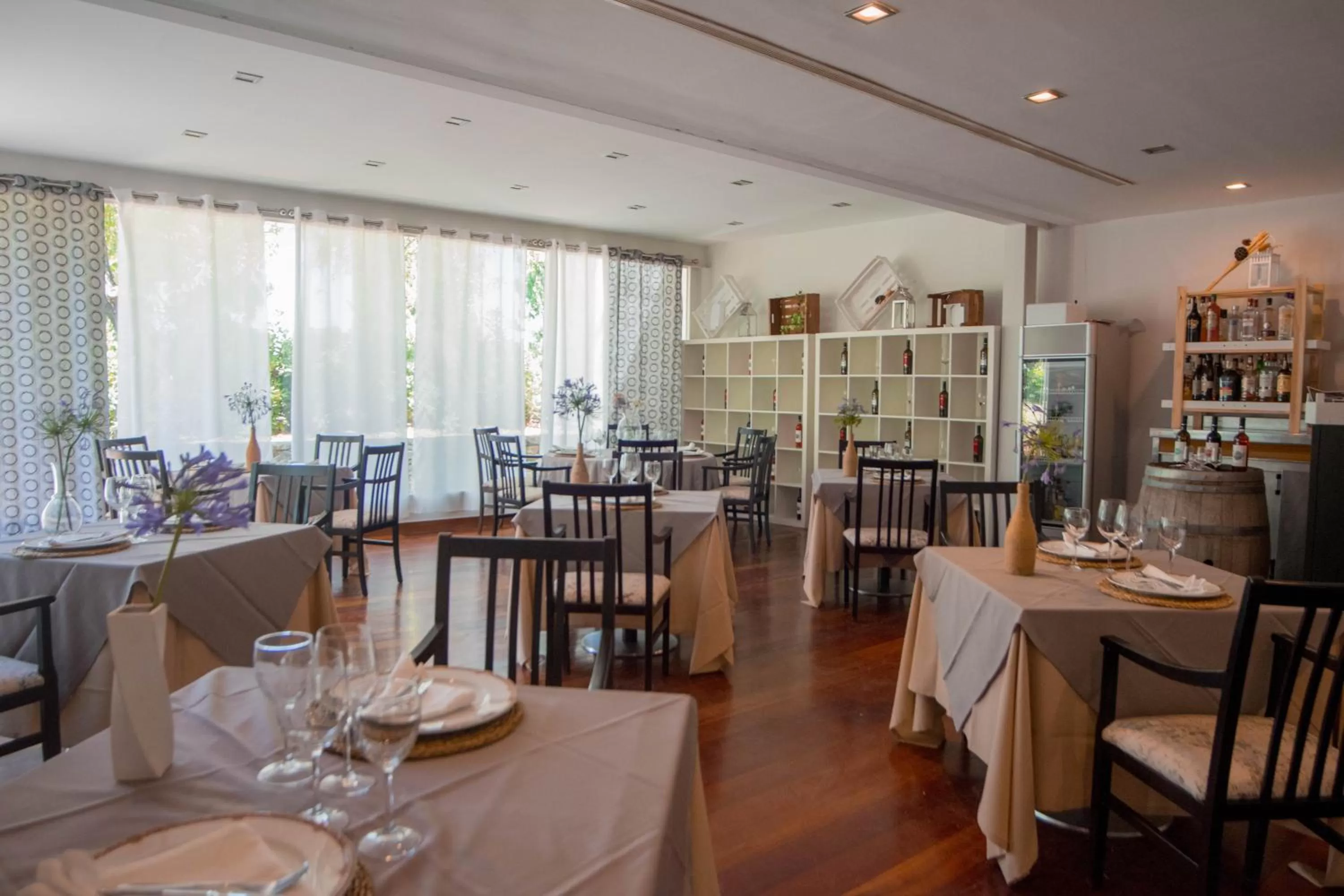 Restaurant/Places to Eat in Hotel Bodega El Juncal