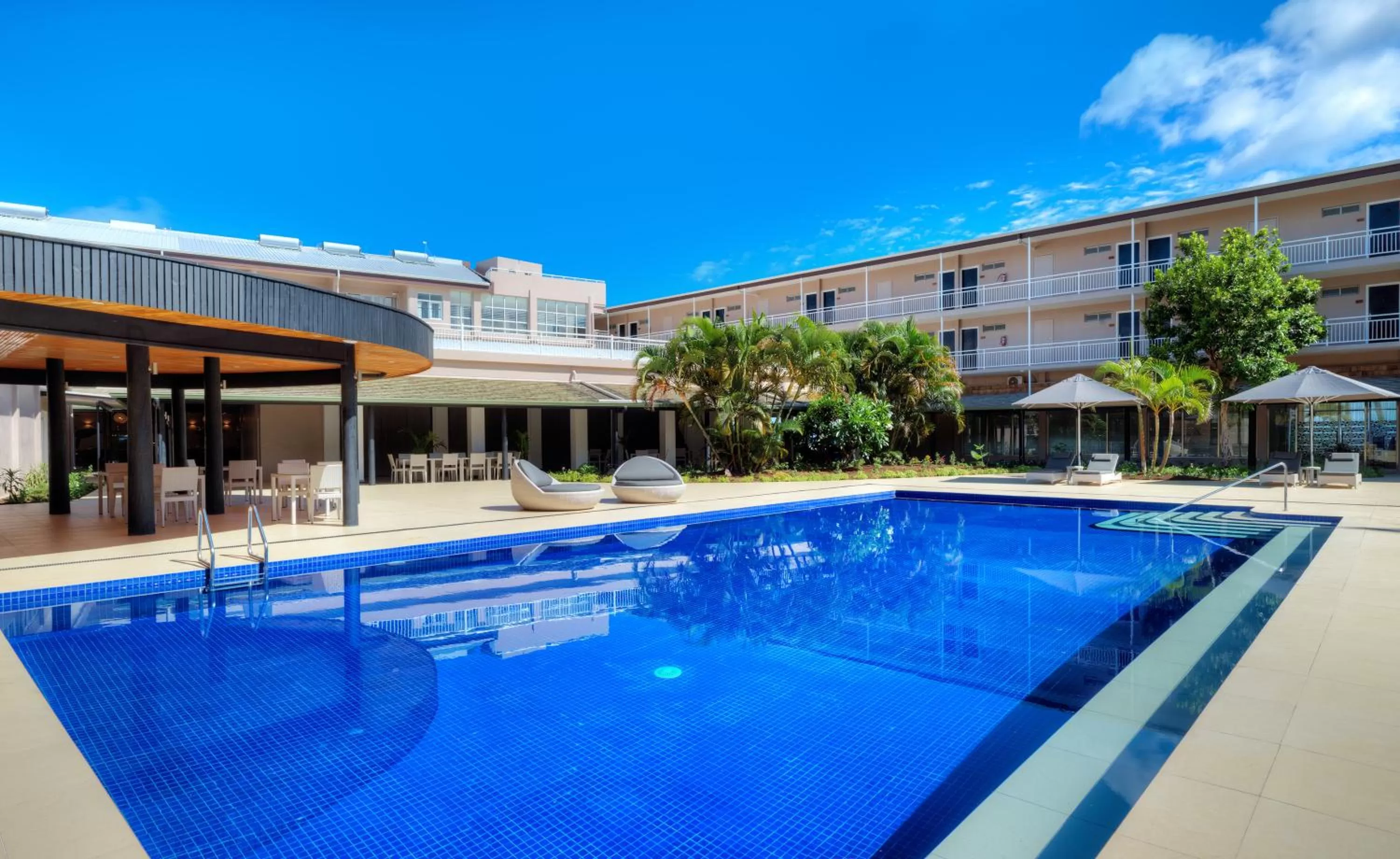 Restaurant/places to eat in Tanoa International Dateline Hotel