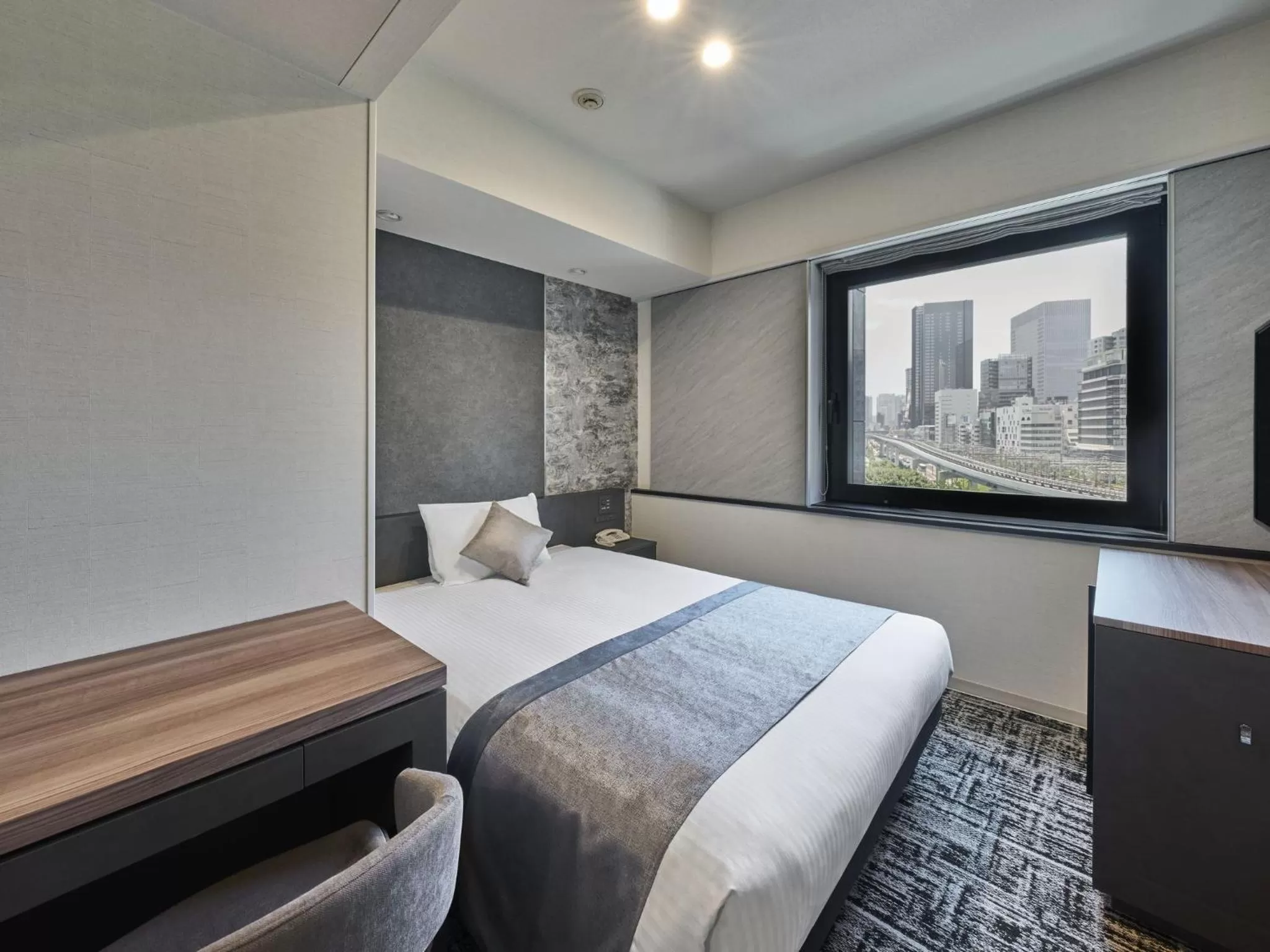 Photo of the whole room, Bed in Hotel Villa Fontaine Grand Tokyo-Shiodome