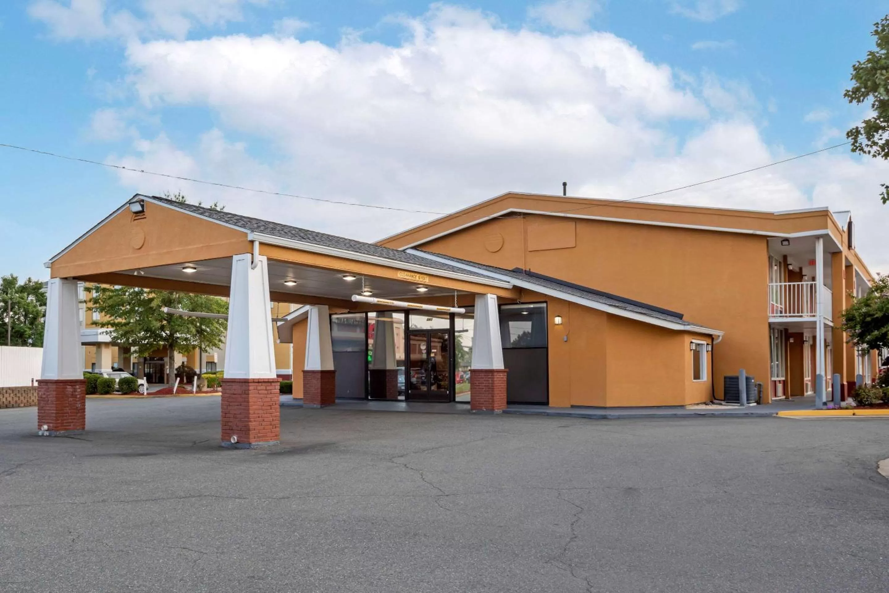 Property building in Quality Inn Fredericksburg near Historic Downtown