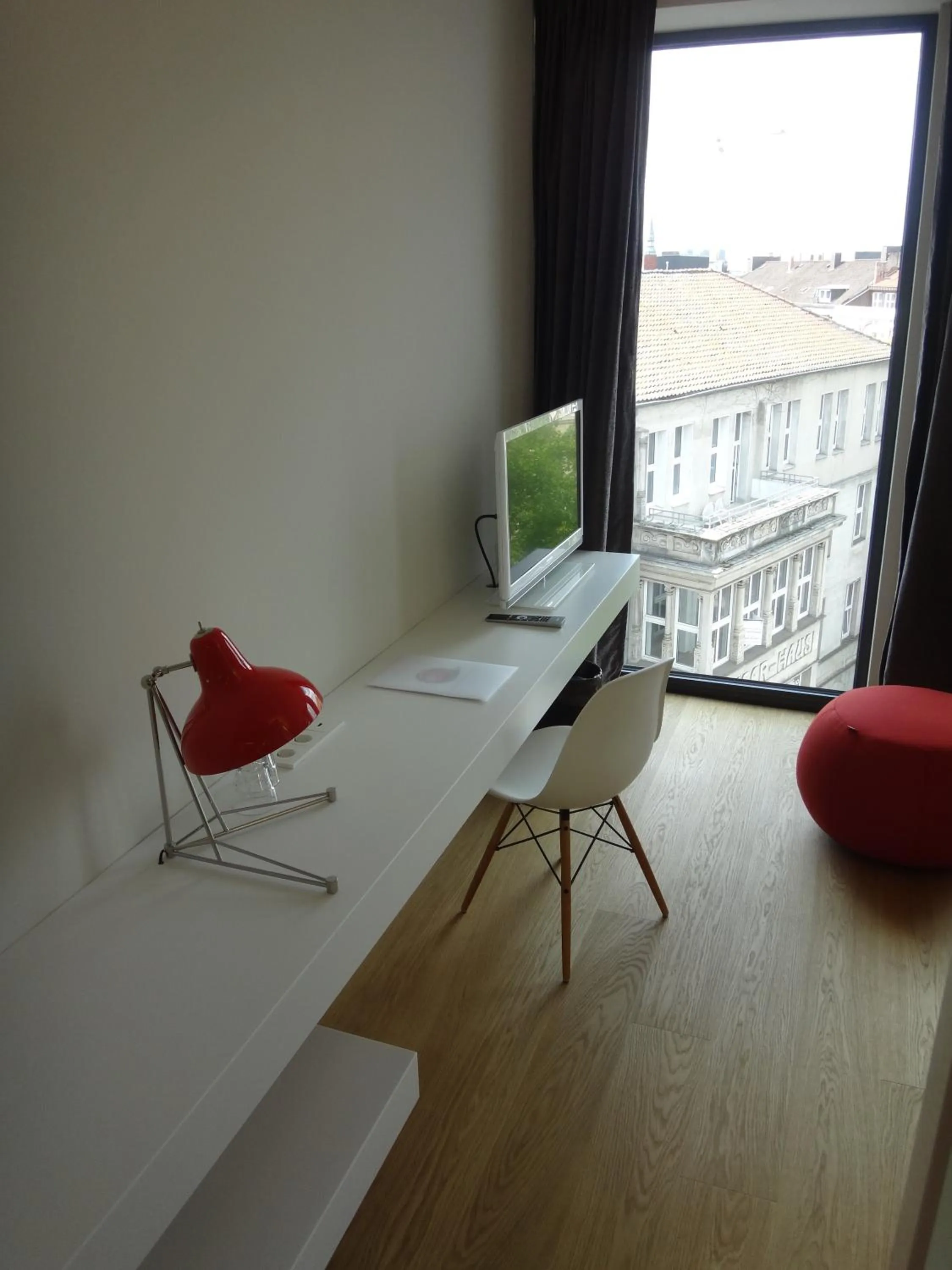 Photo of the whole room in Smartcity Designhotel