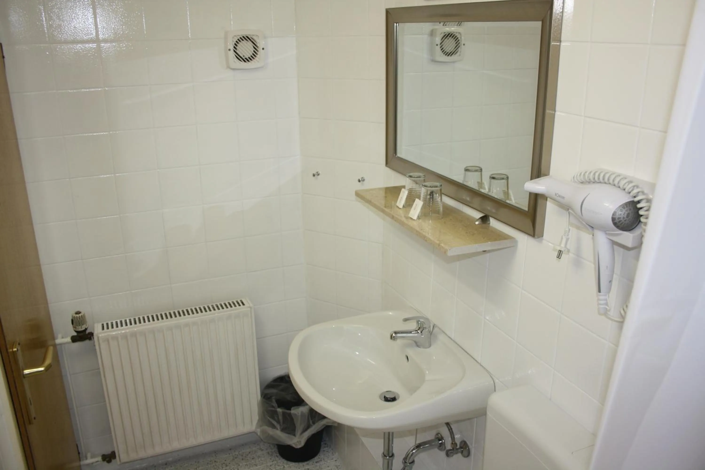 Bathroom in Hotel Am Kamin