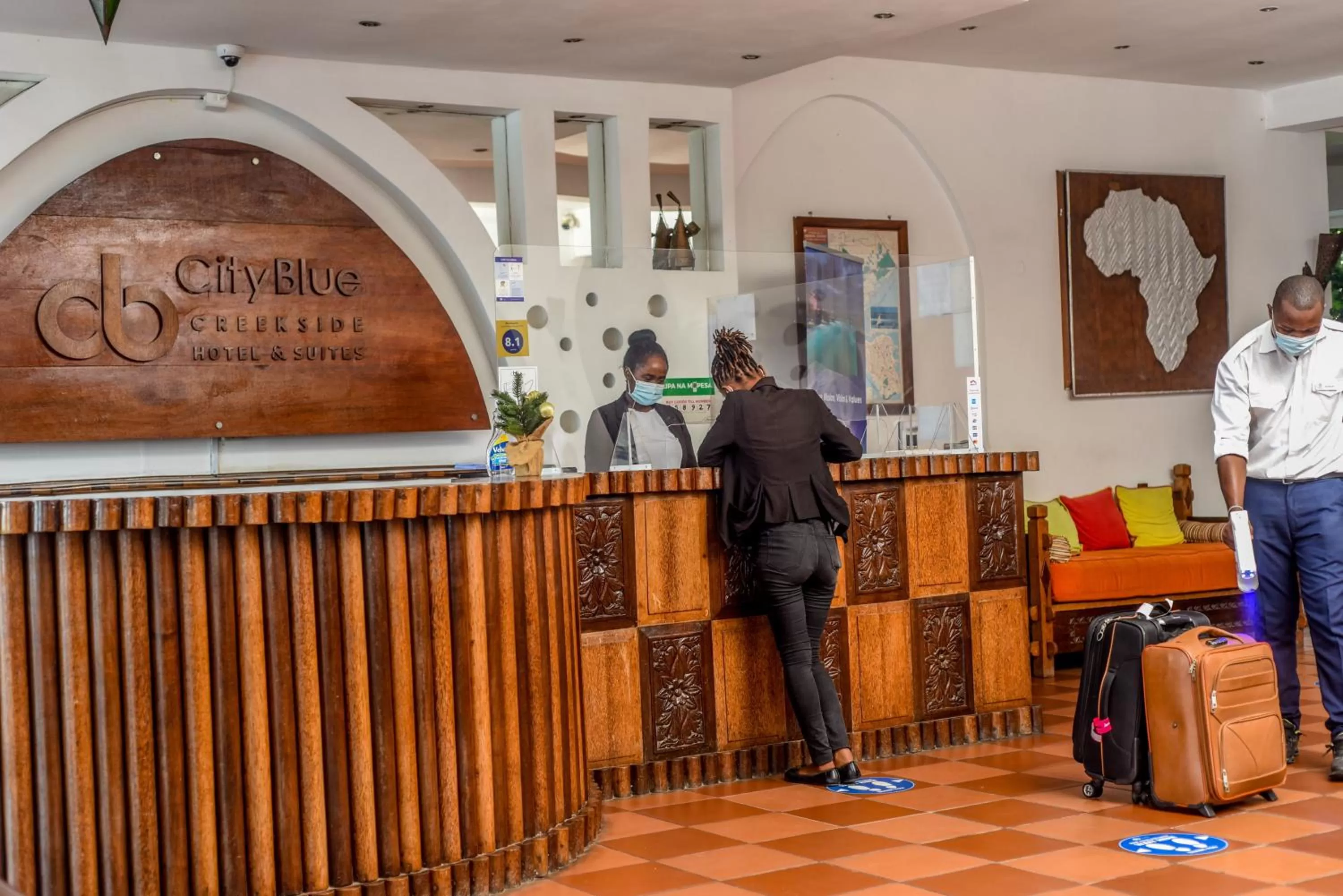 Lobby or reception in CityBlue Creekside Hotel & Suites