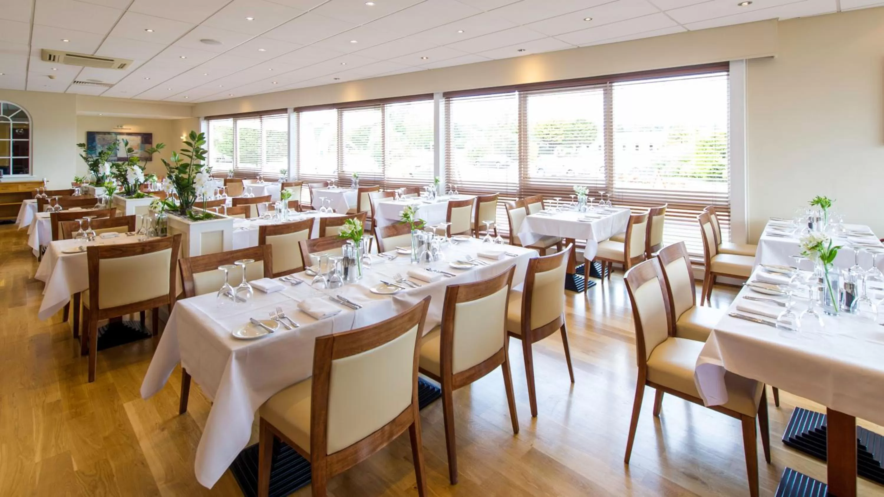 Restaurant/places to eat in The Barnstaple Hotel