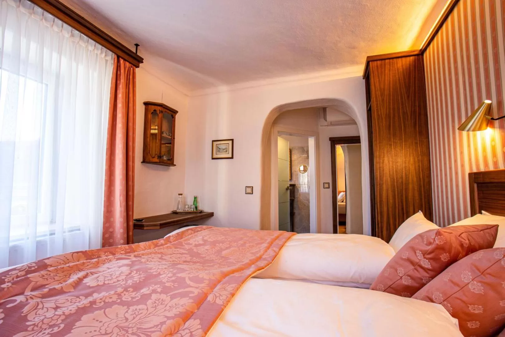 Bed in Gasthof Lend-Platzl