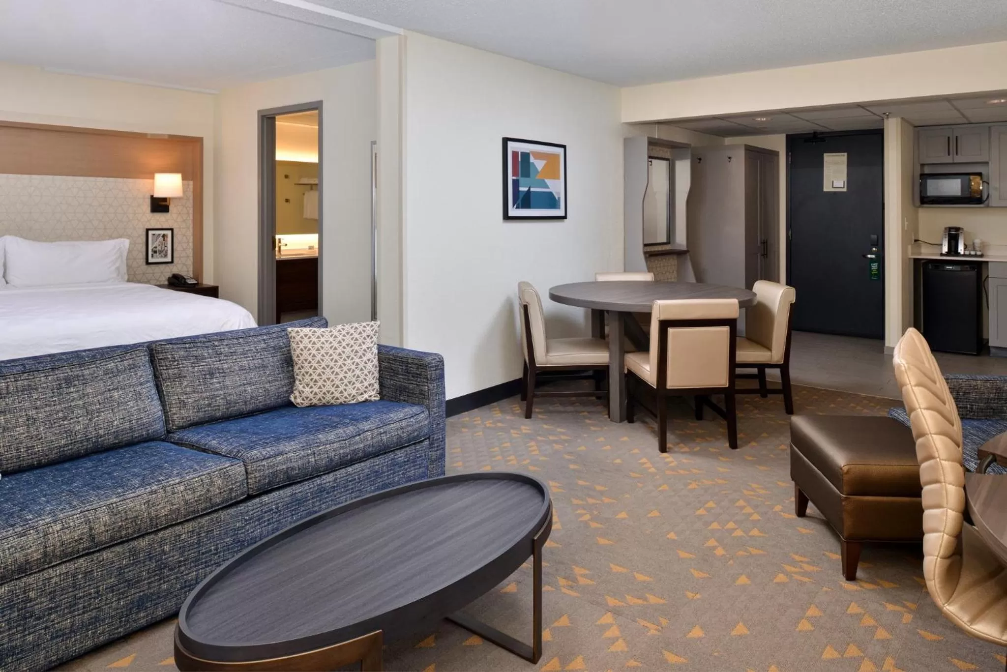 Bedroom, Bed in Holiday Inn Hotel & Suites Overland Park-Convention Center by IHG