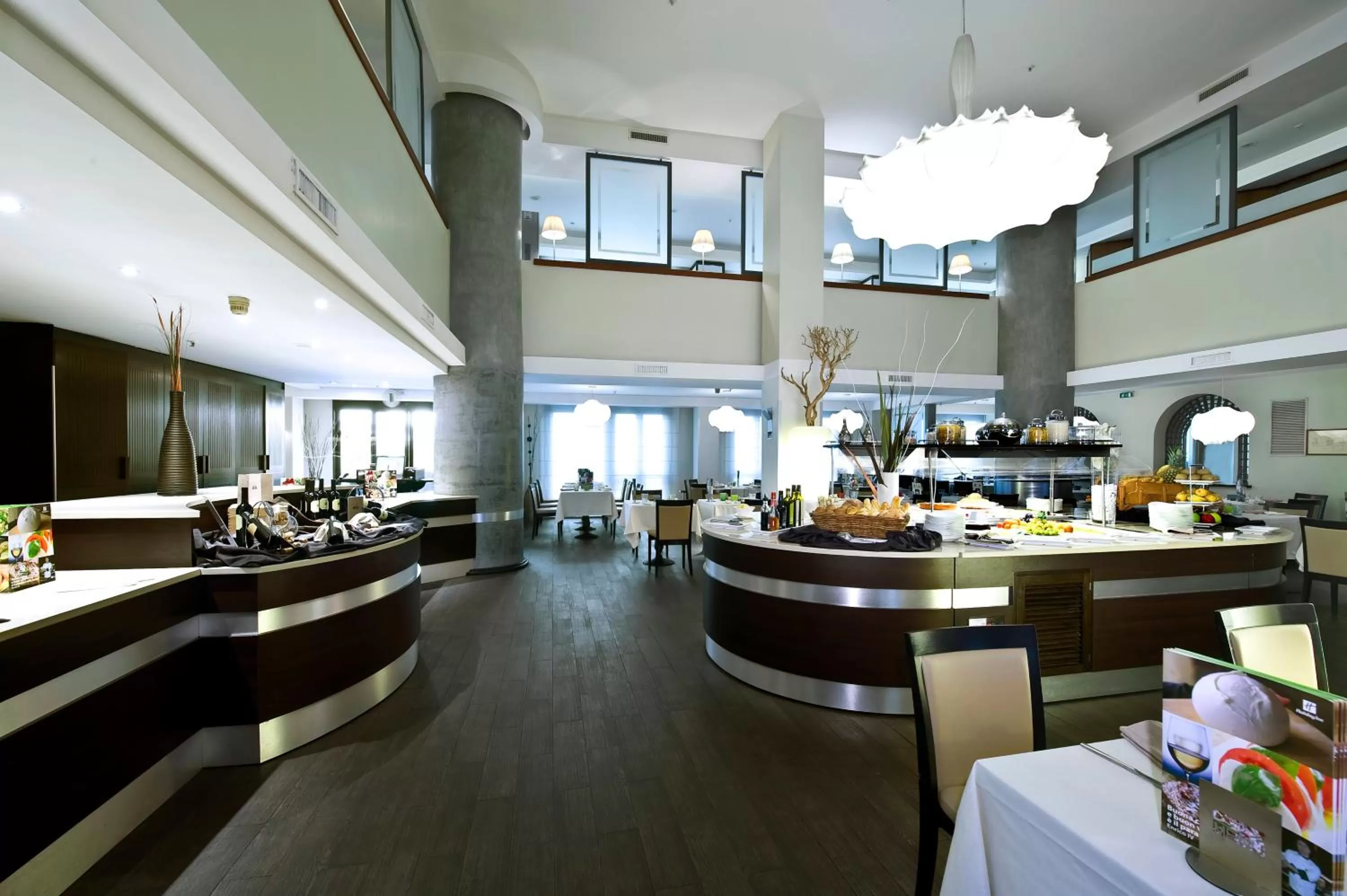 Breakfast in Holiday Inn Naples by IHG