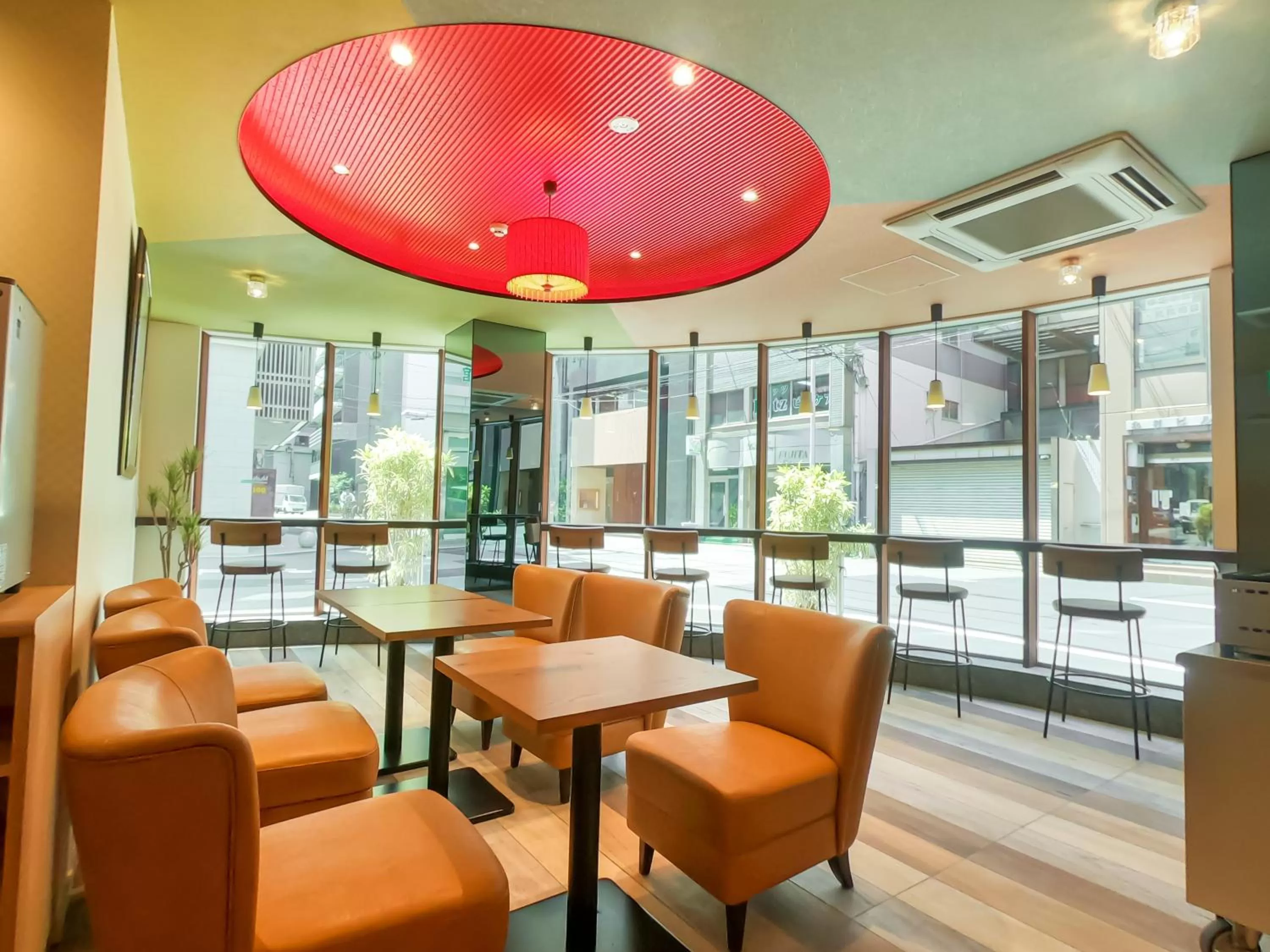 Restaurant/places to eat in Hotel S-Presso Central