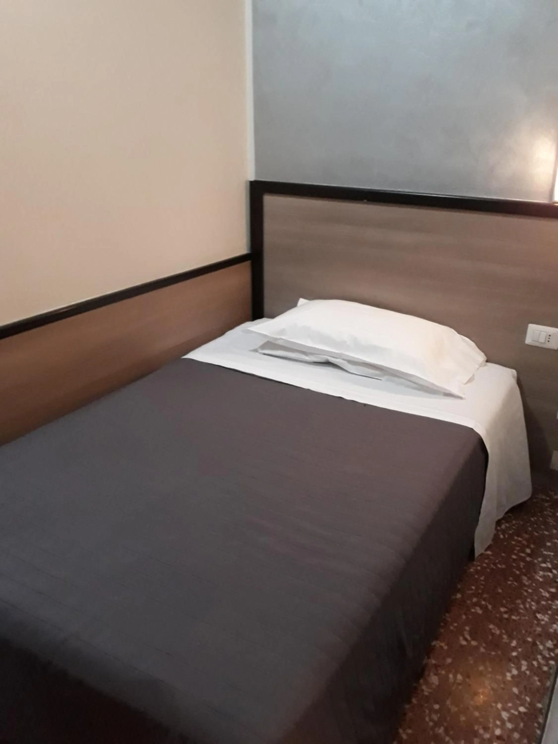 Bed in Hotel Salus