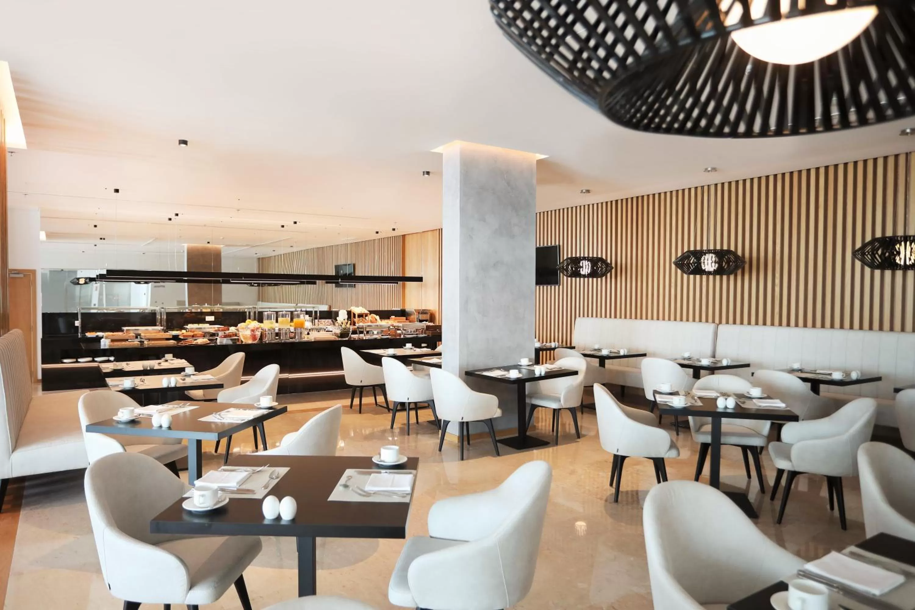 Restaurant/places to eat in Iberostar Selection Lisboa