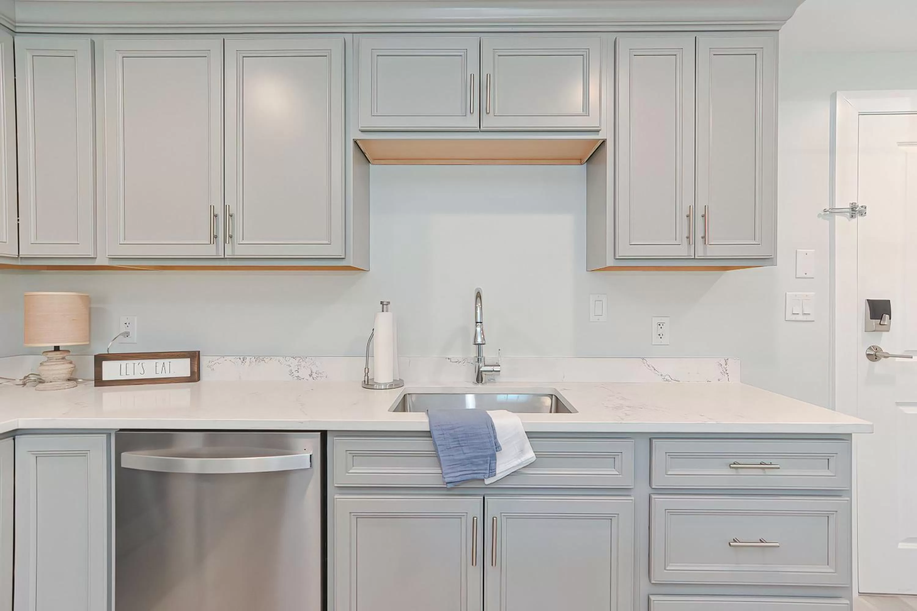 Harbourtown Suites on Plymouth Harbor