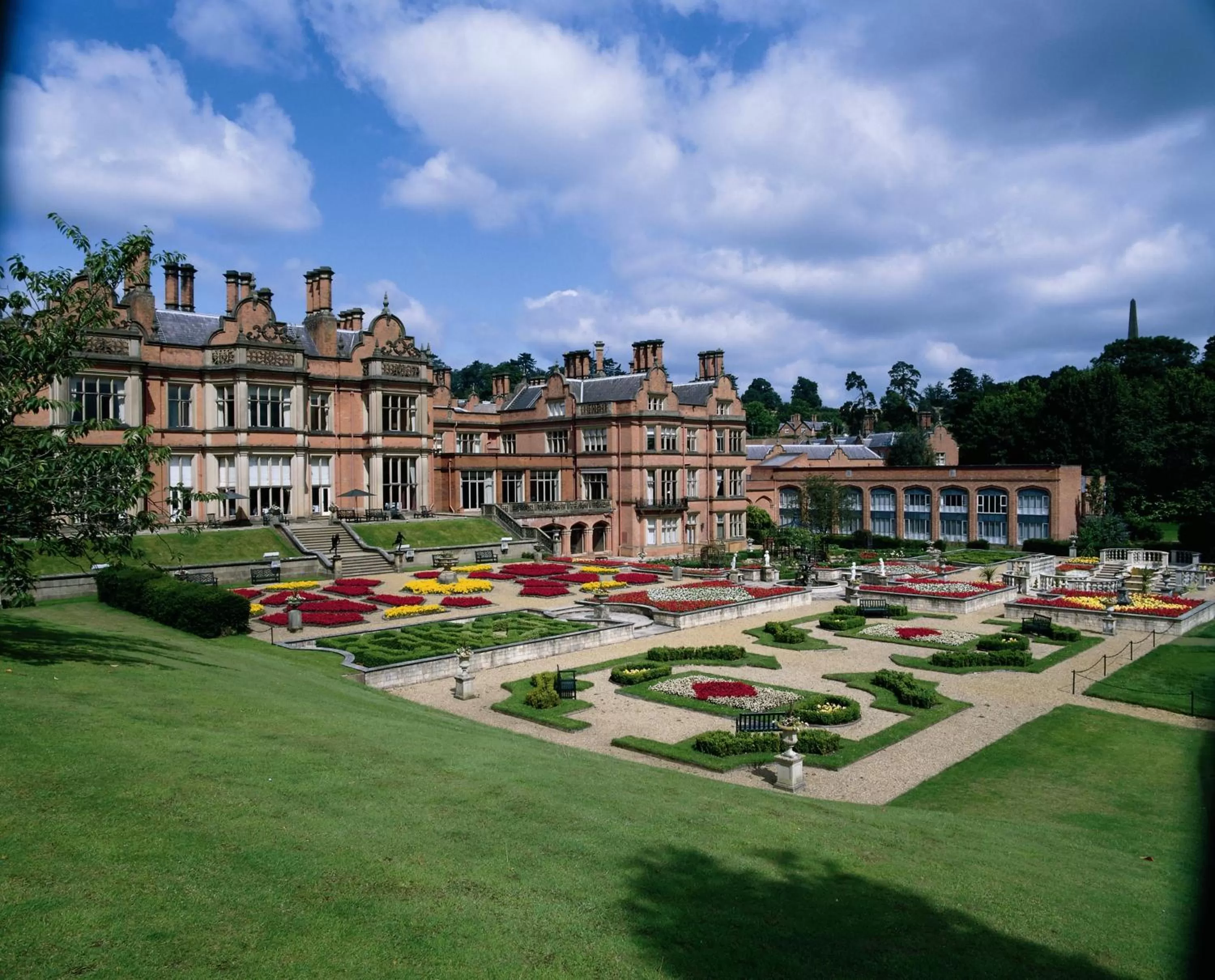 Garden in The Welcombe Golf & Spa Hotel