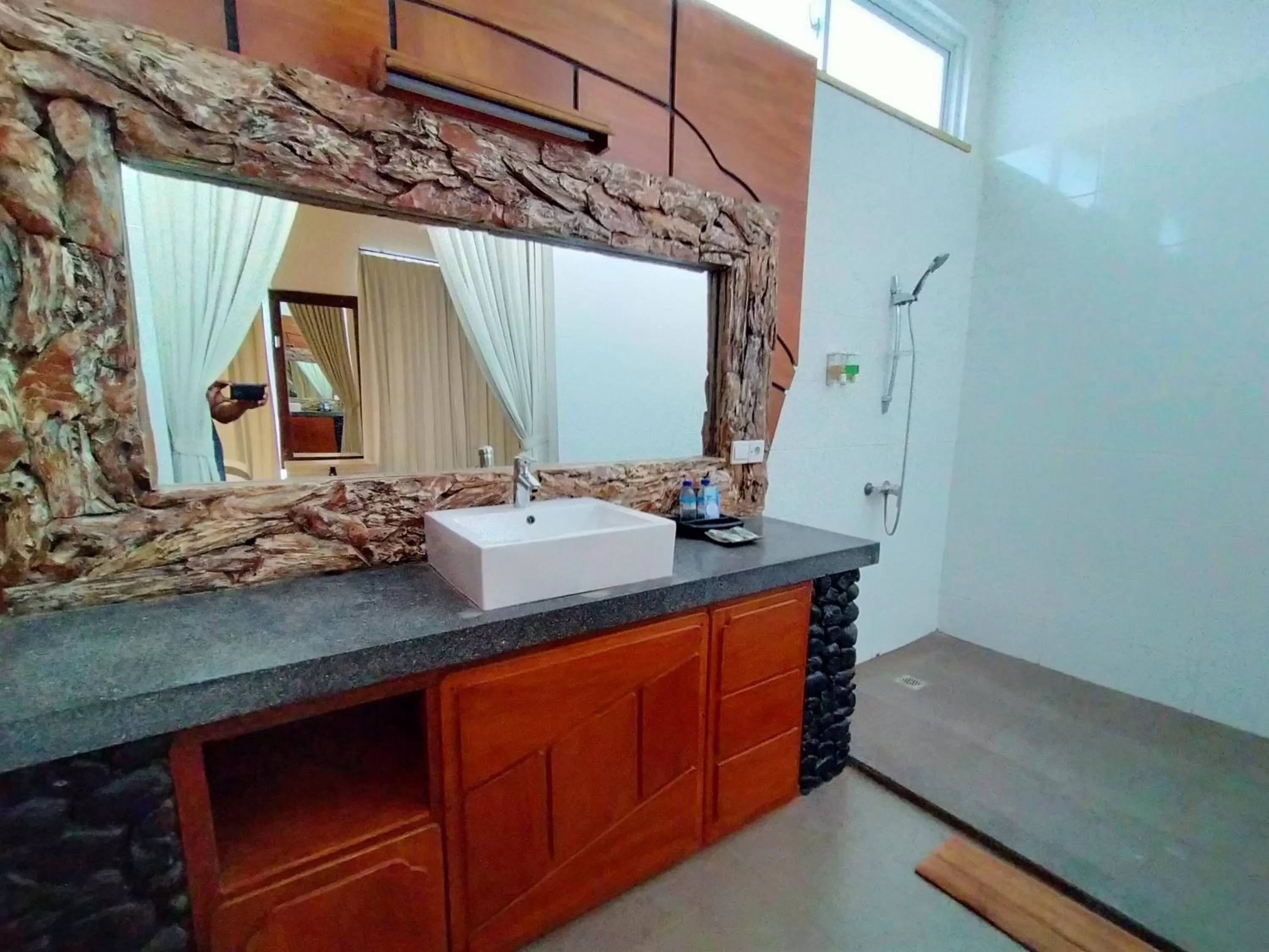 Bathroom in The Trawangan Resort