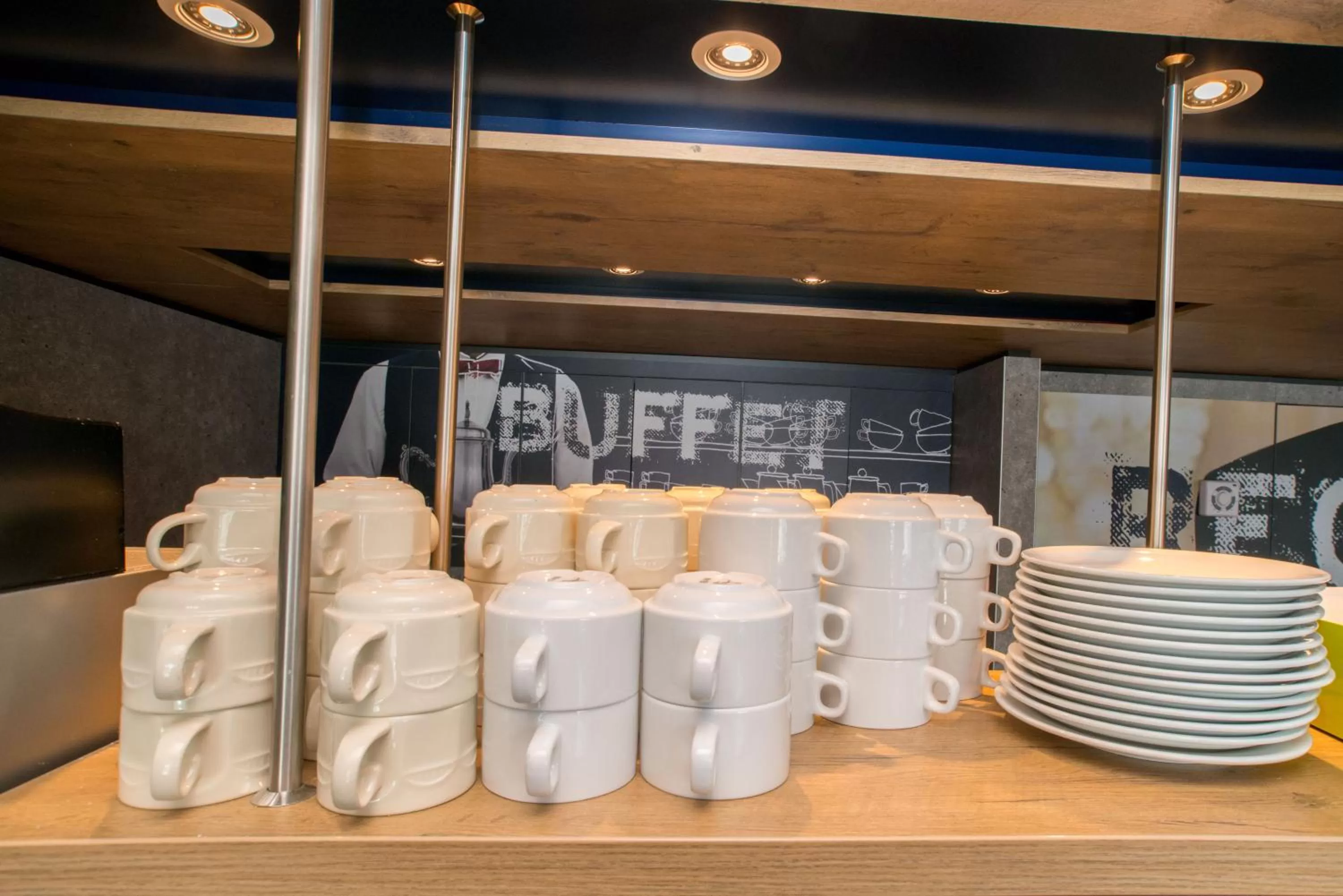 Dining area in ibis budget Strasbourg La Vigie